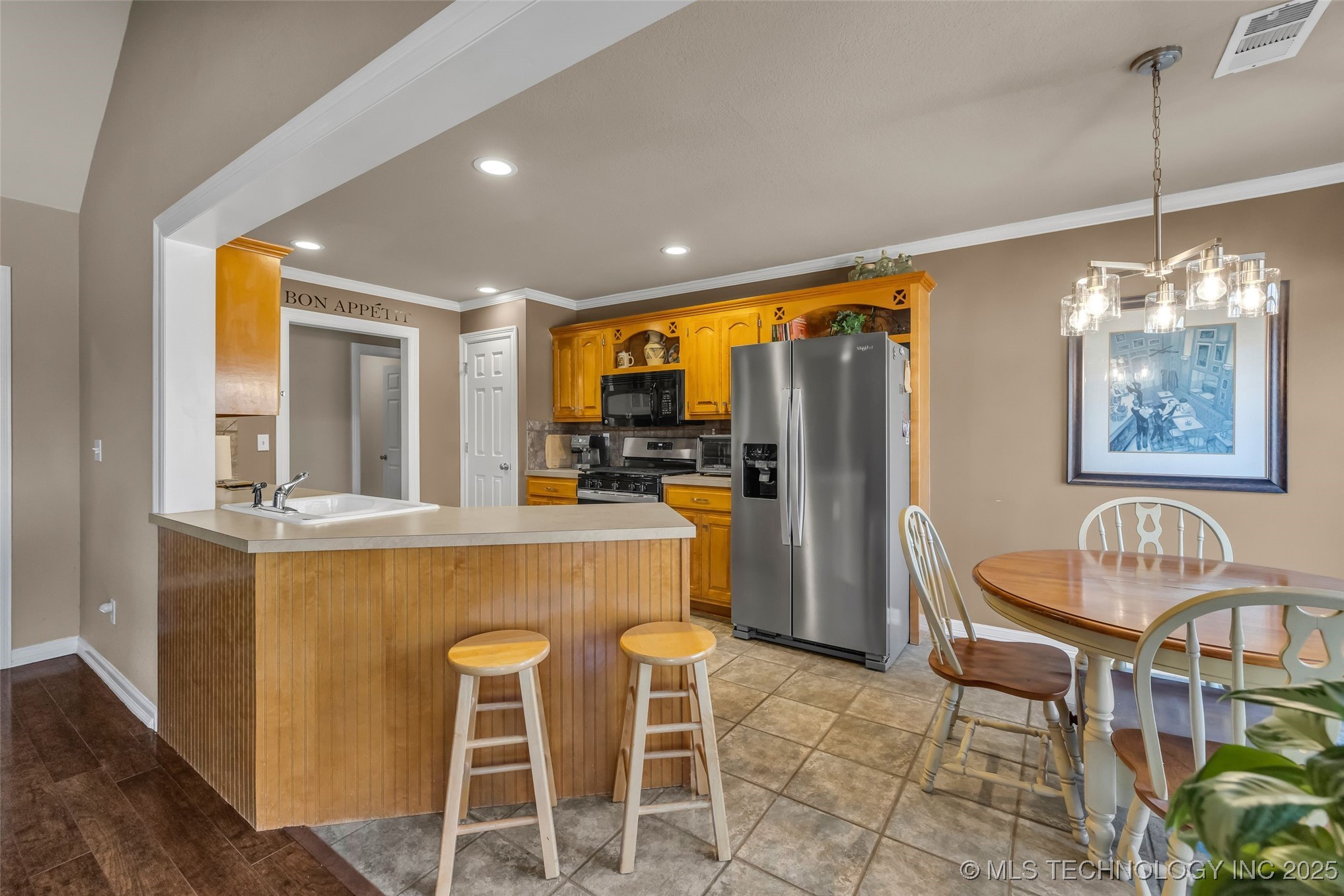 3700 N Oak Avenue Property Photo 20