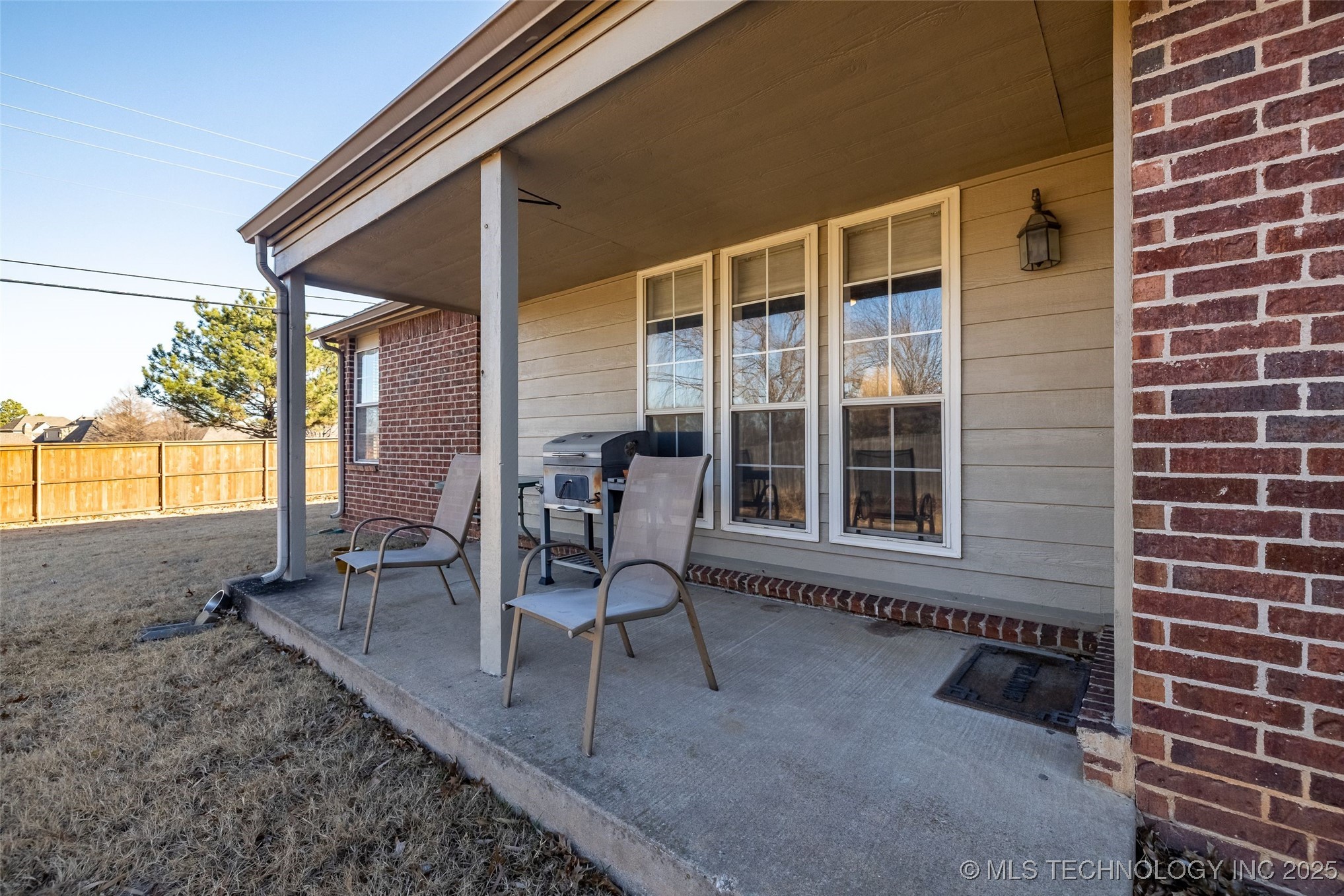 3700 N Oak Avenue Property Photo 33