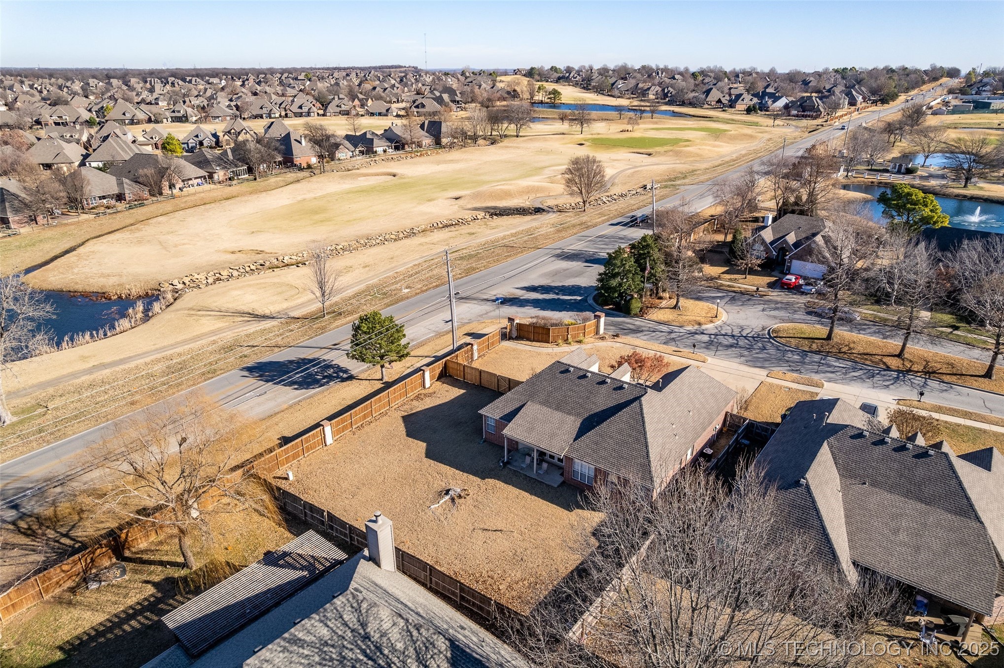 3700 N Oak Avenue Property Photo 43