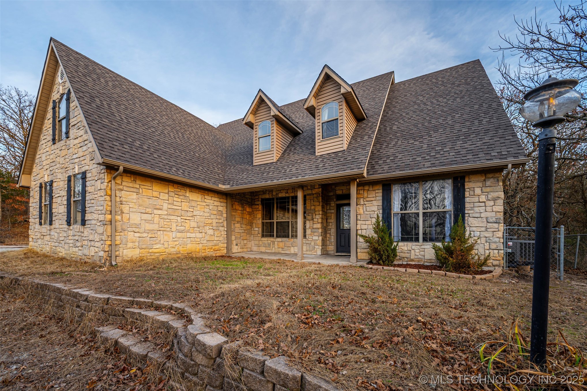 17290 County Road 3548 Property Photo 1