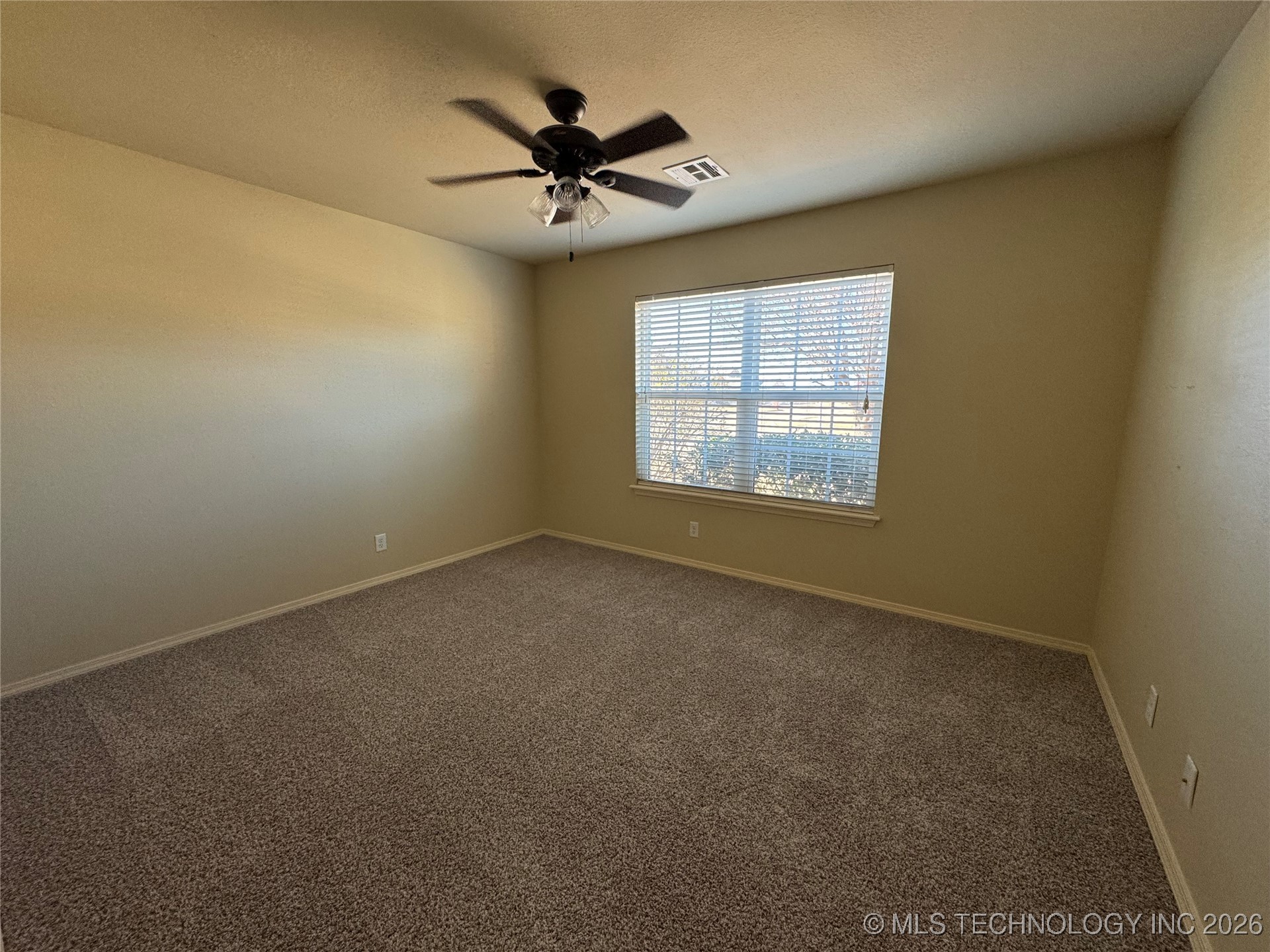 12693 S 85th East Place E Property Photo 20