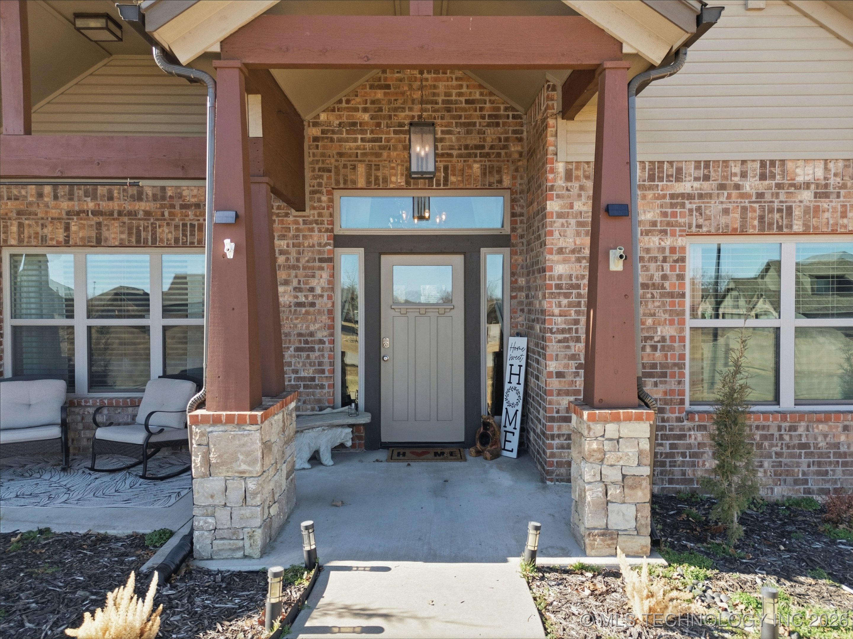 4302 S Woodland Avenue Property Photo 5