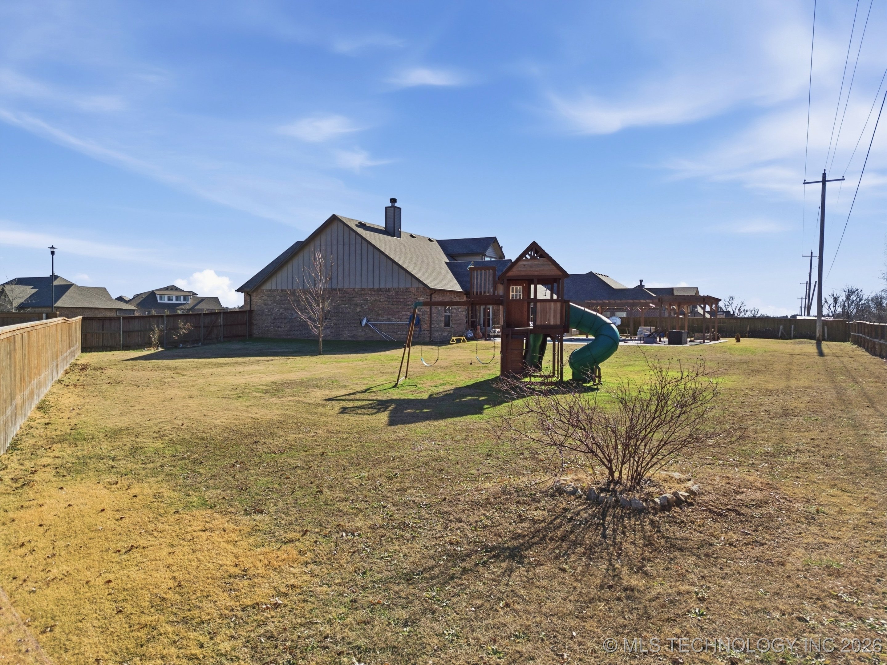 4302 S Woodland Avenue Property Photo 38