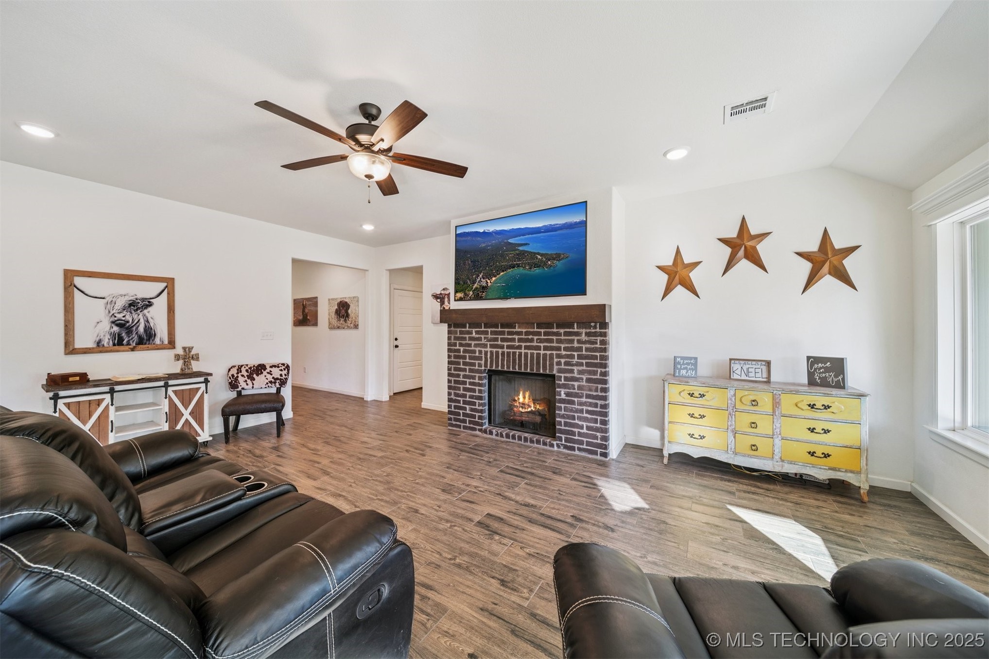 10723 S 280th East Avenue Property Photo 16