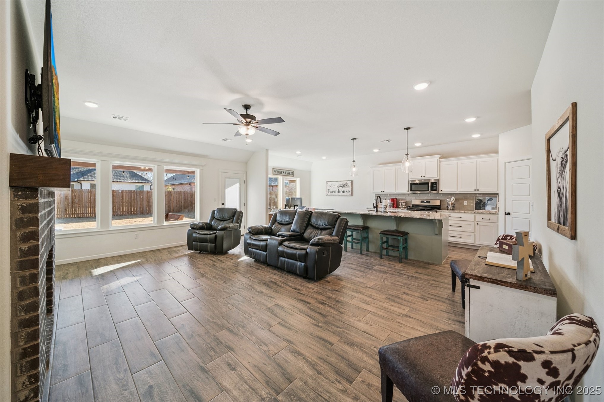 10723 S 280th East Avenue Property Photo 18