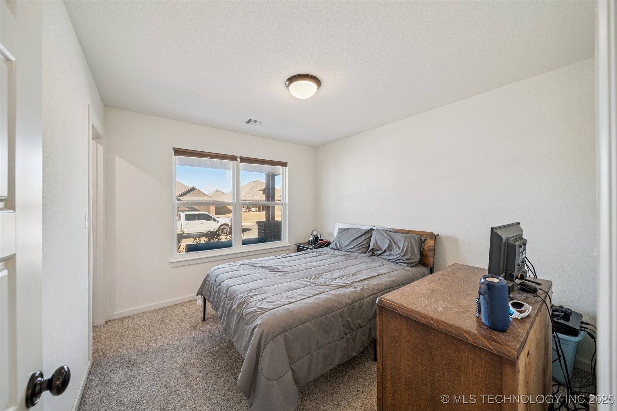 10723 S 280th East Avenue Property Photo 32