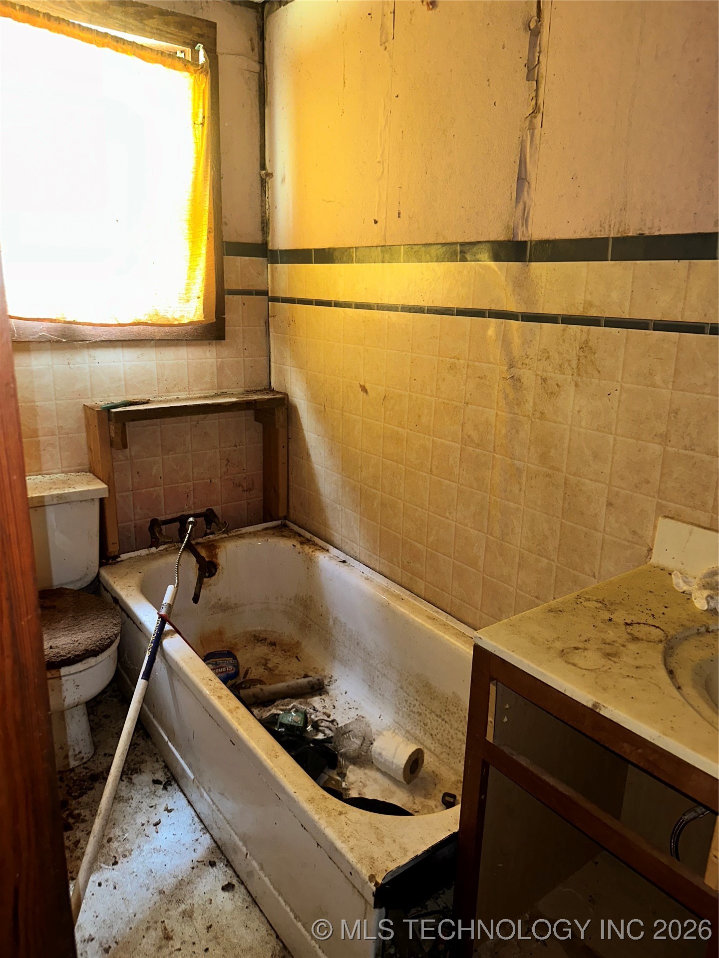 420 Hwy 75 Property Photo 4