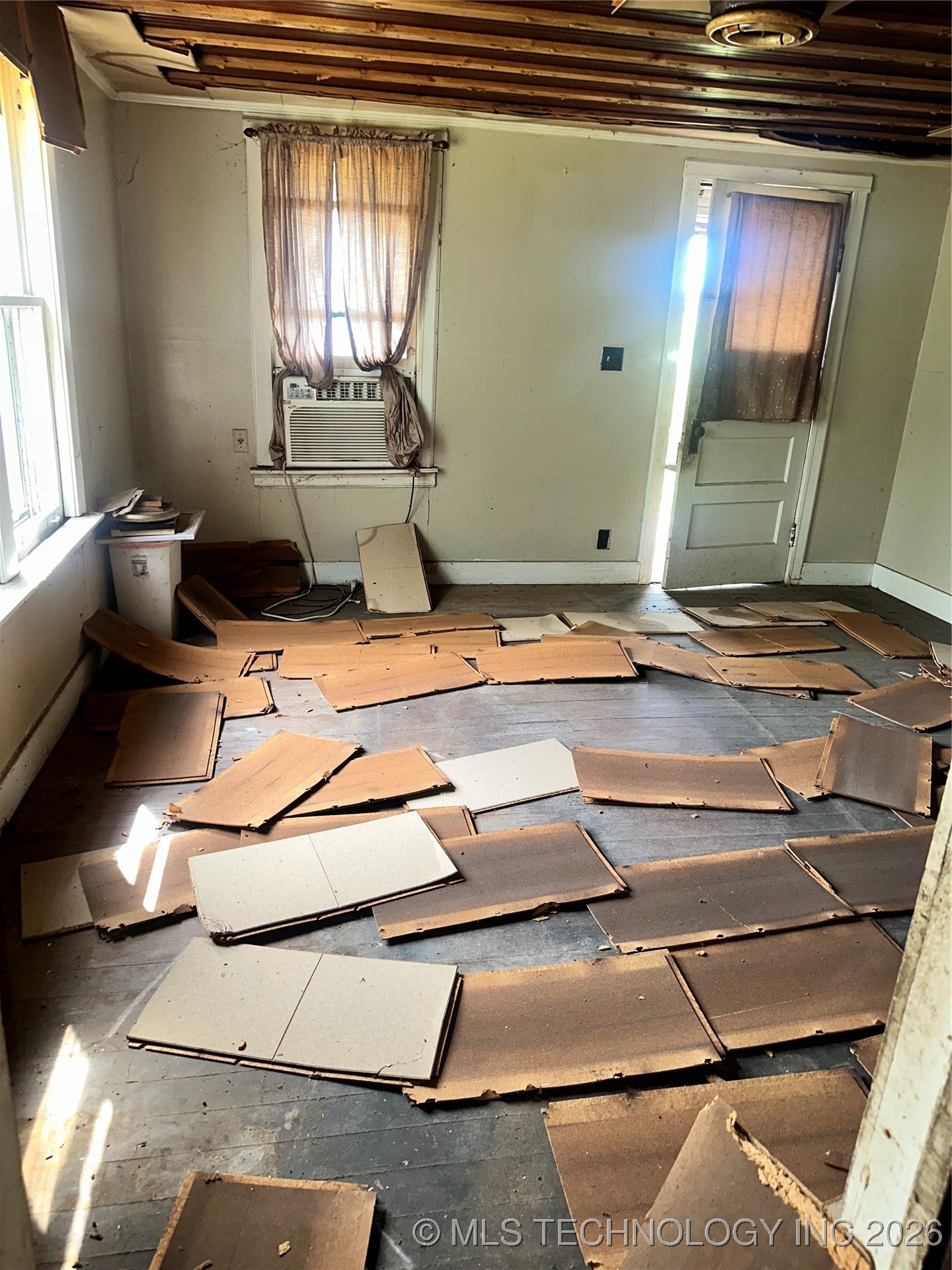 420 Hwy 75 Property Photo 10