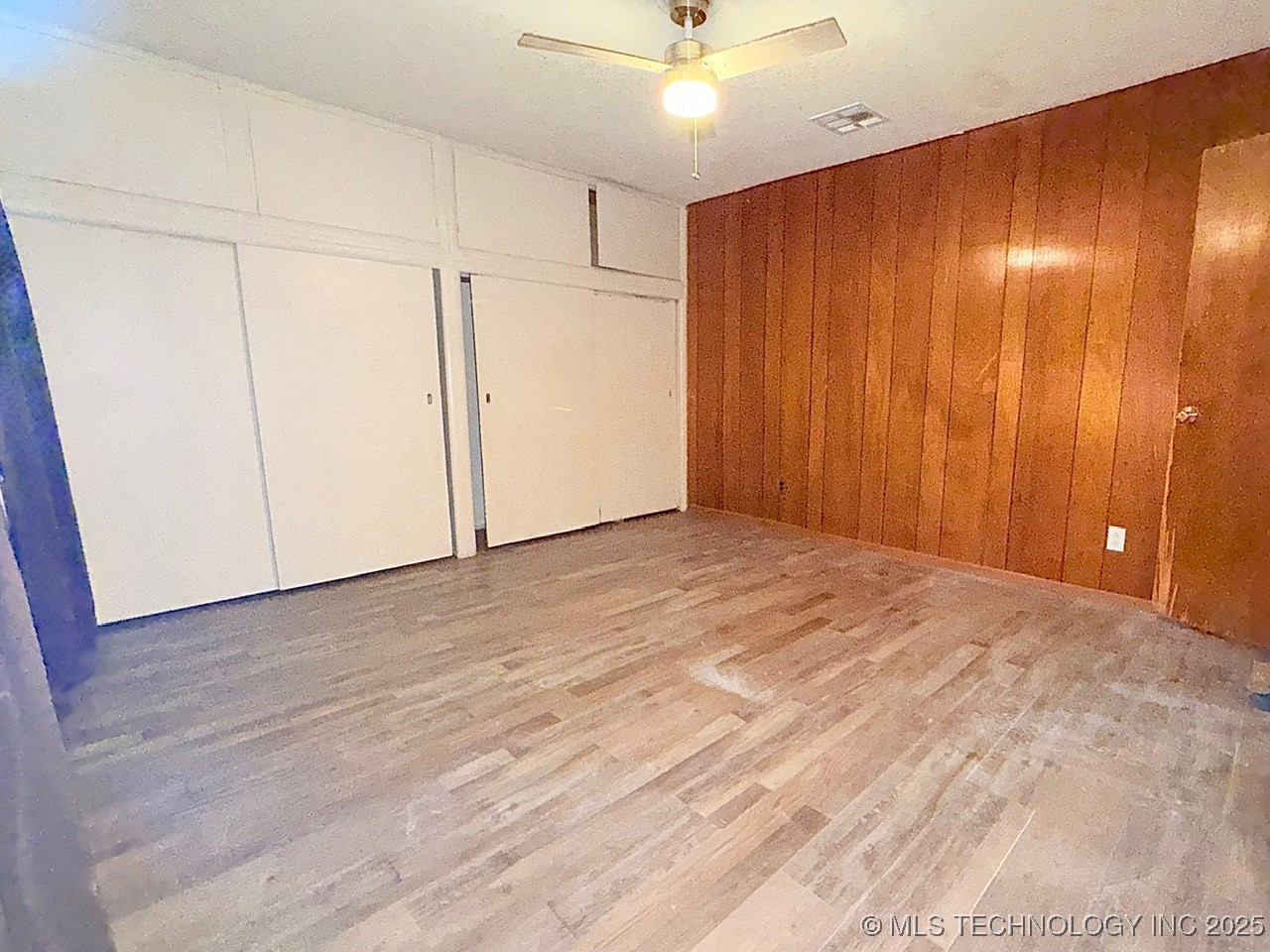 107 W Carter Street Property Photo 9