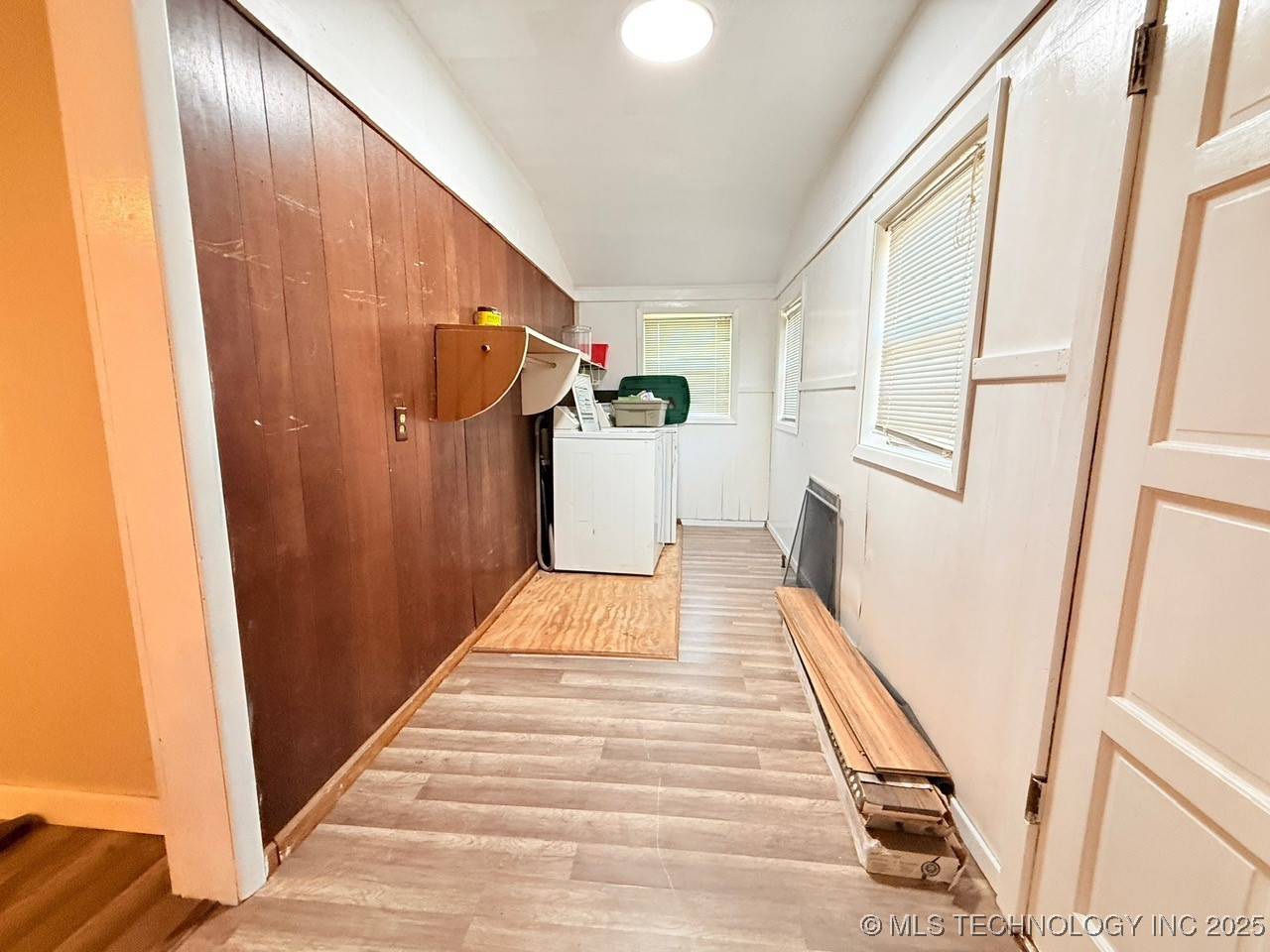 107 W Carter Street Property Photo 22