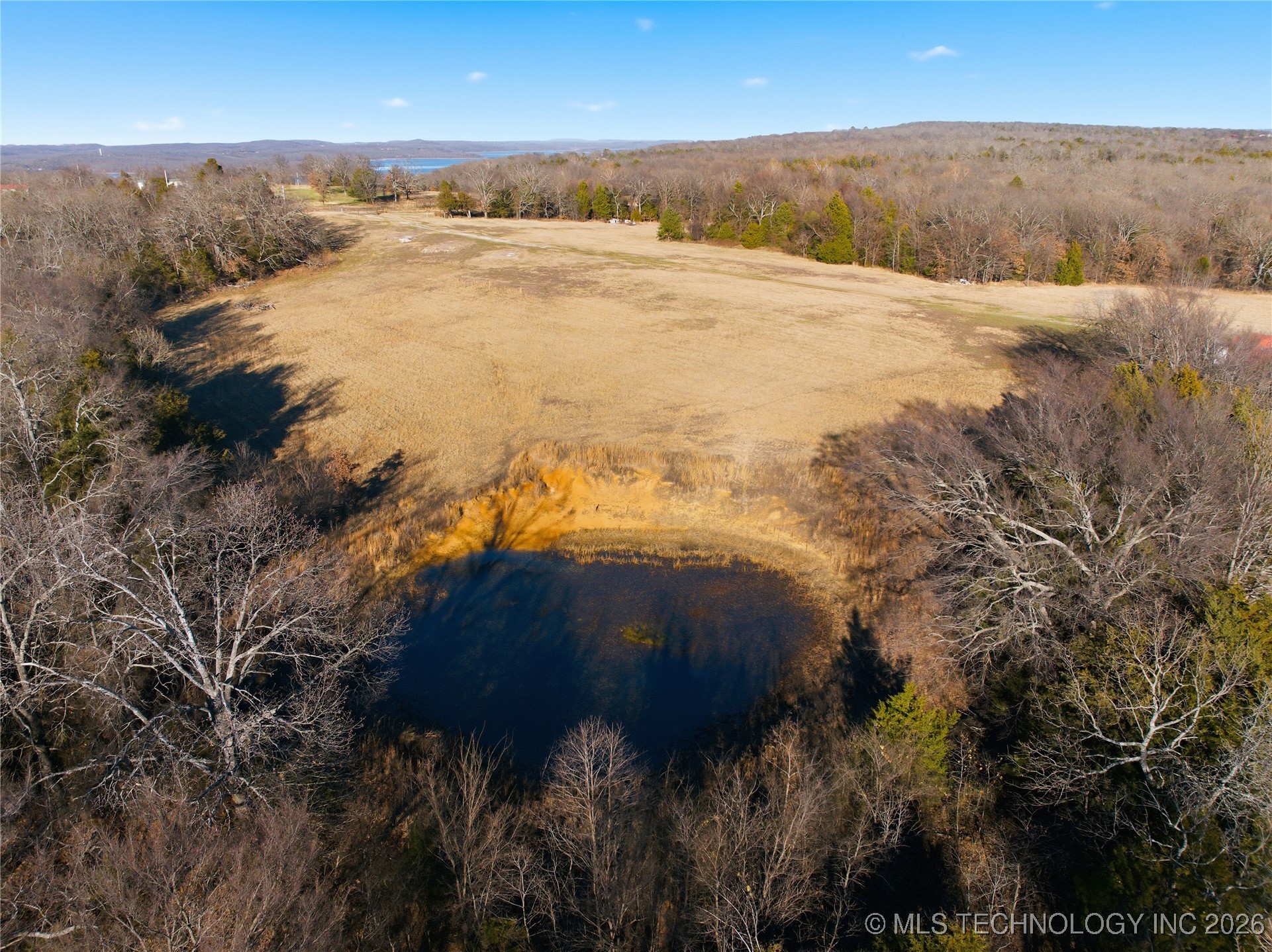 960 Property Photo 25