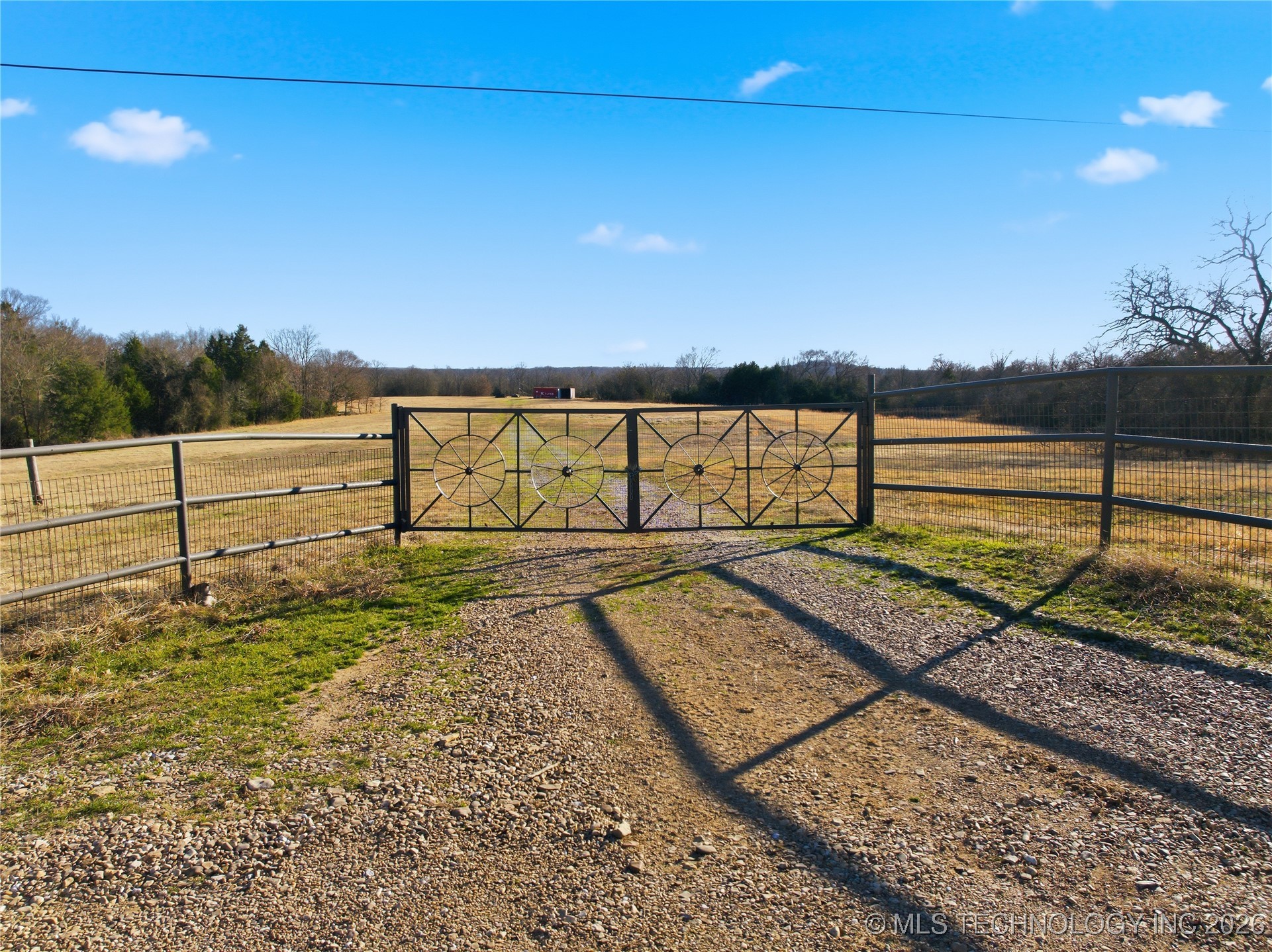 960 Property Photo 29