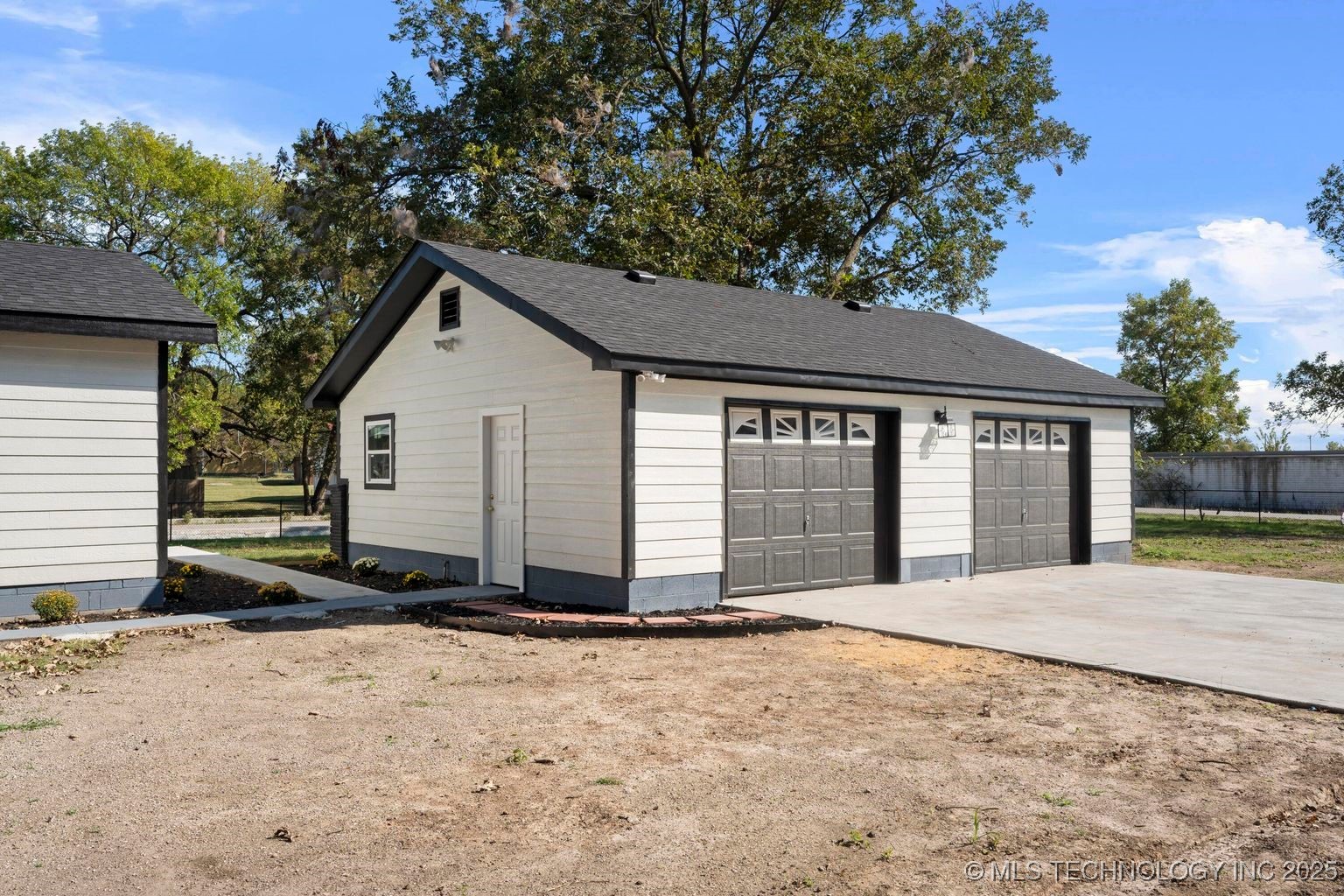 312 S Quincy Street Property Photo 6