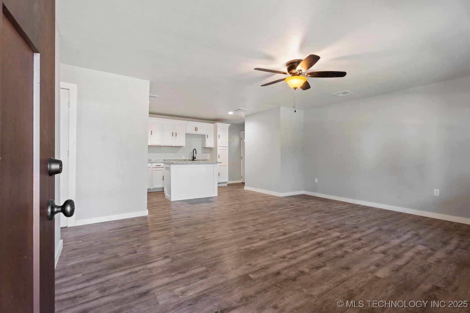 312 S Quincy Street Property Photo 26