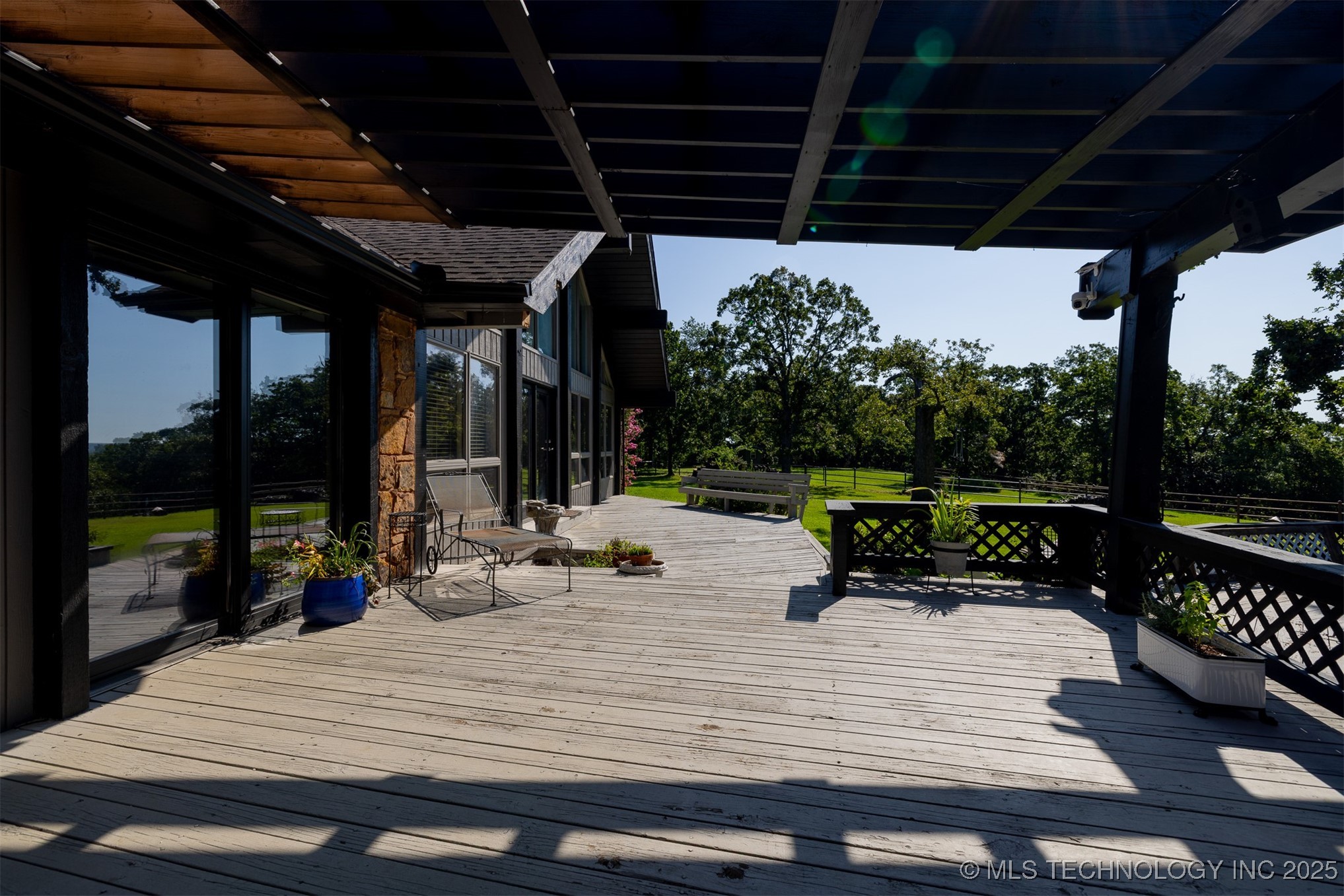 19112 E 480 Road B Property Photo 2