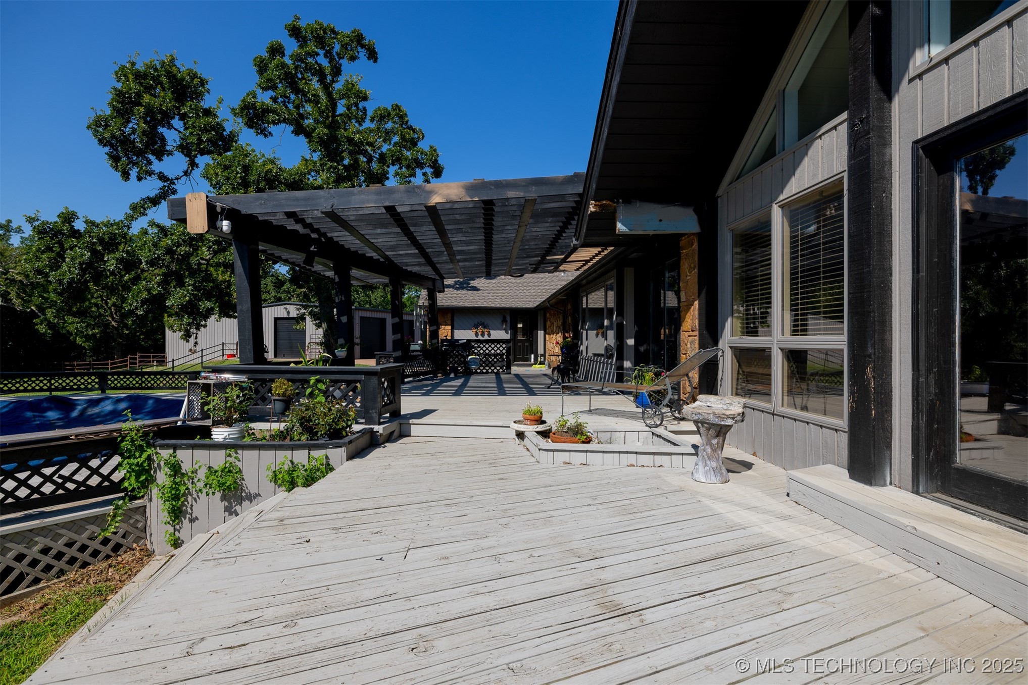 19112 E 480 Road B Property Photo 8