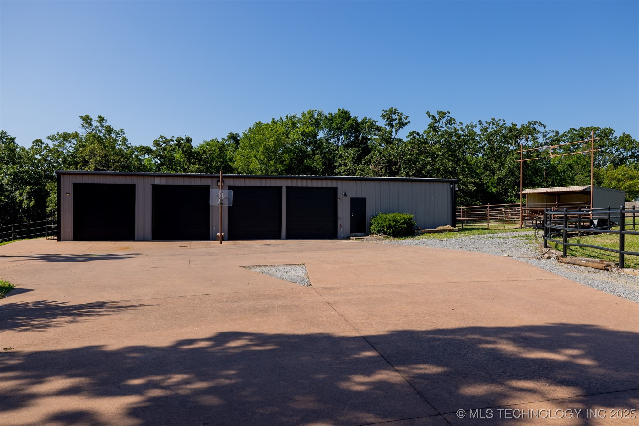 19112 E 480 Road B Property Photo 12