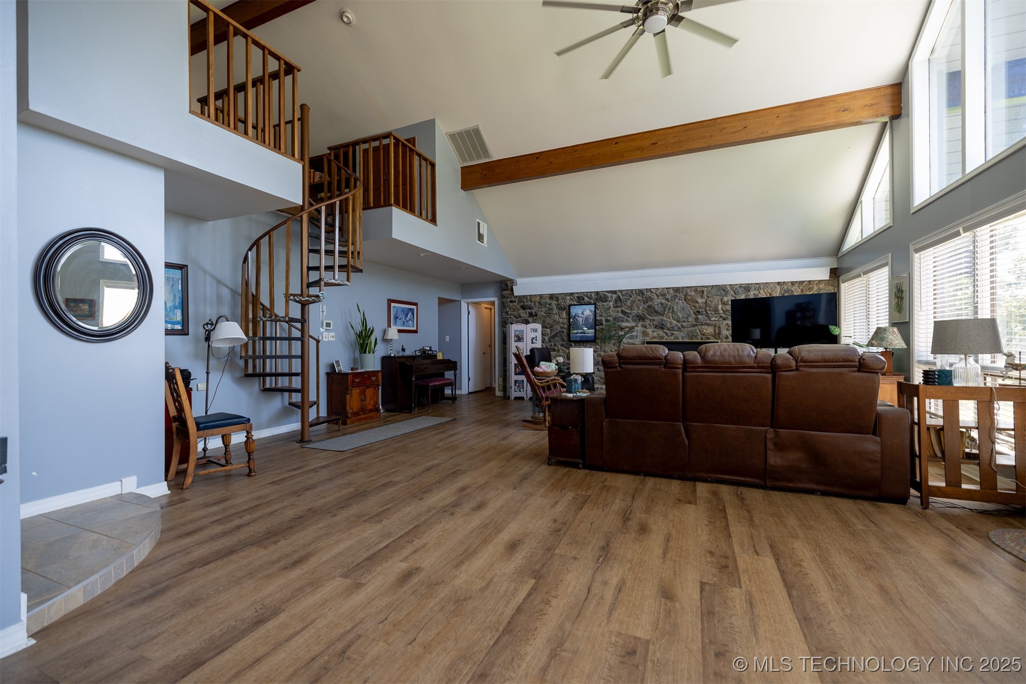 19112 E 480 Road B Property Photo 16