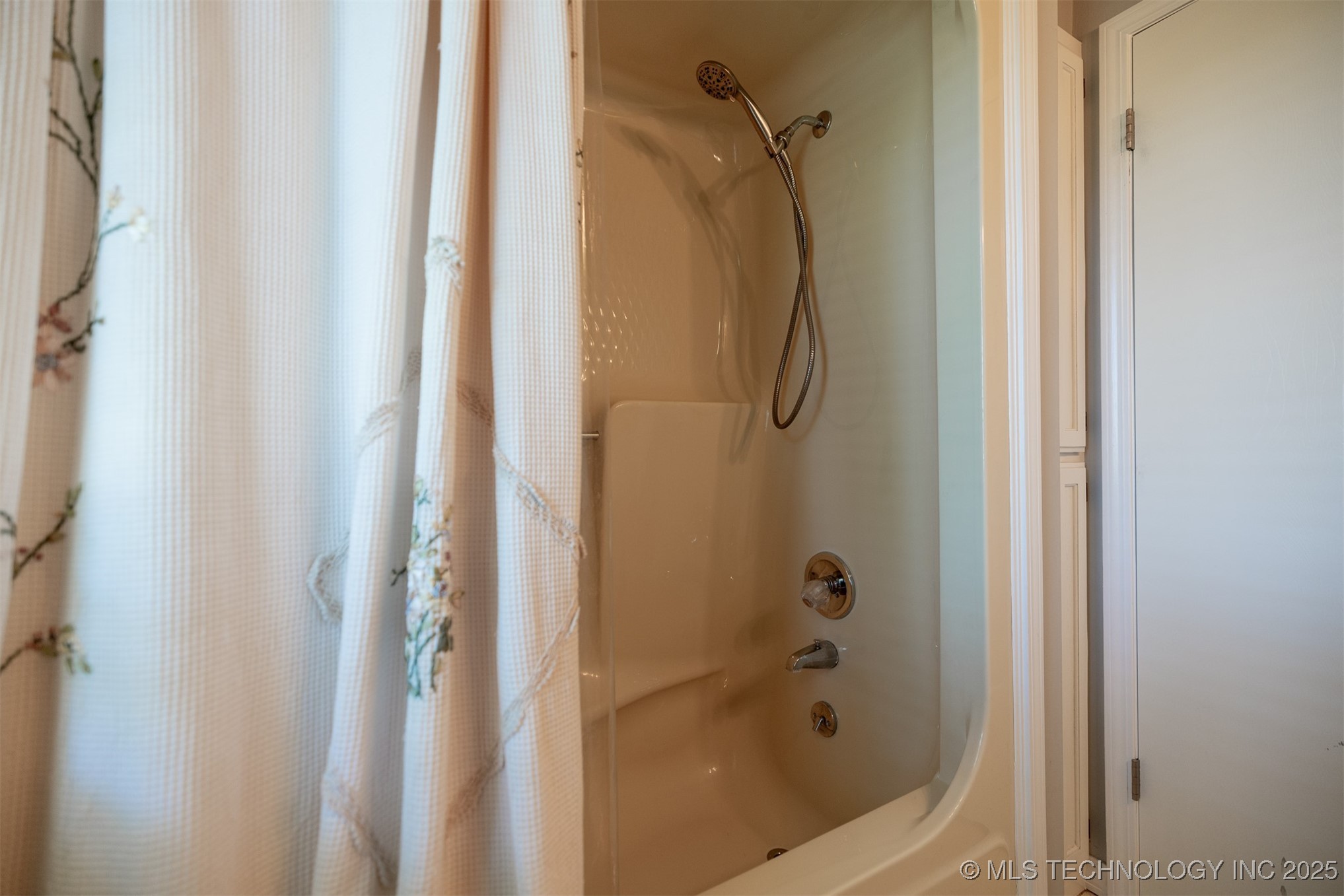 19112 E 480 Road B Property Photo 19