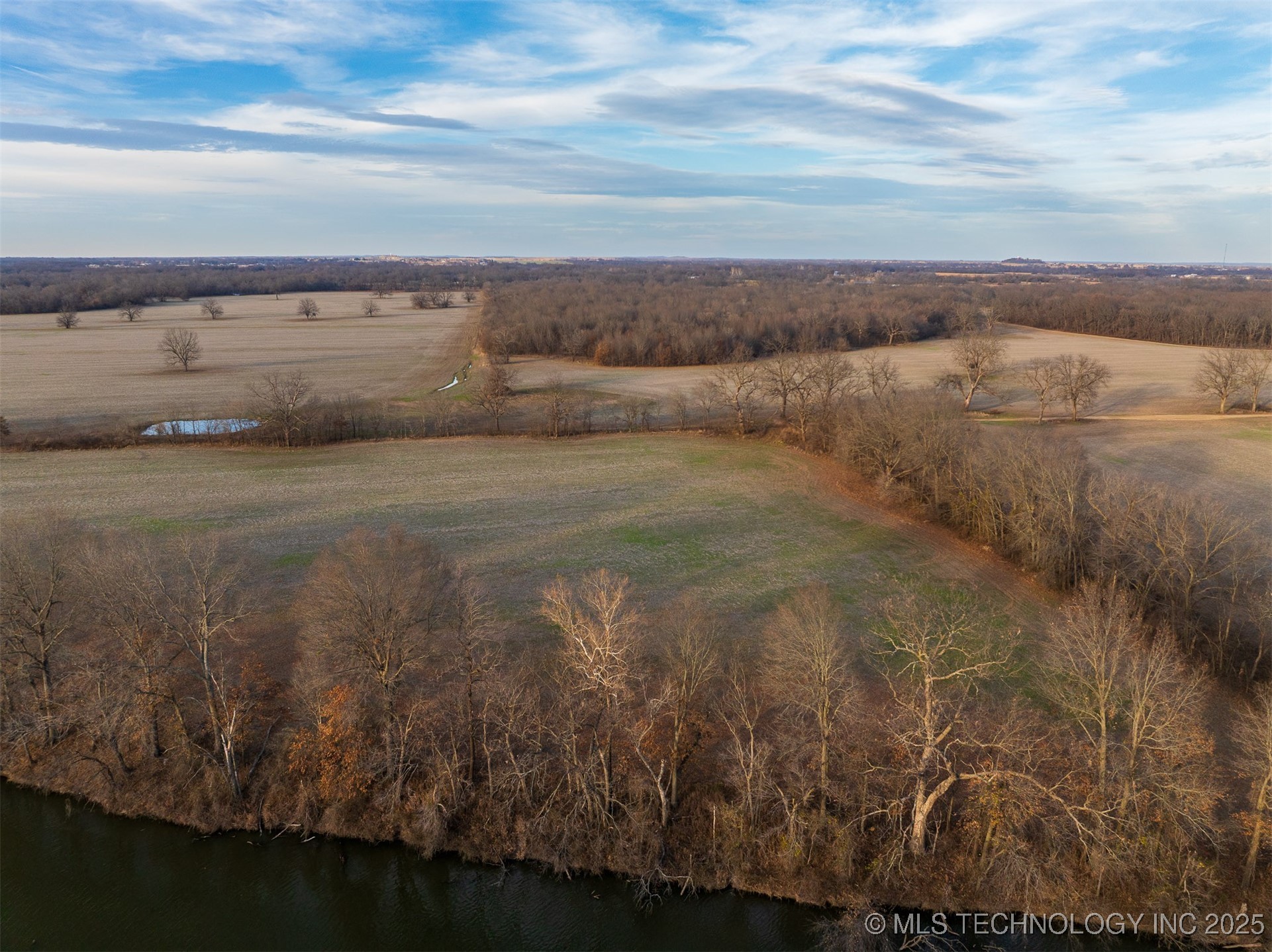 23 E 750 Road Property Photo 23