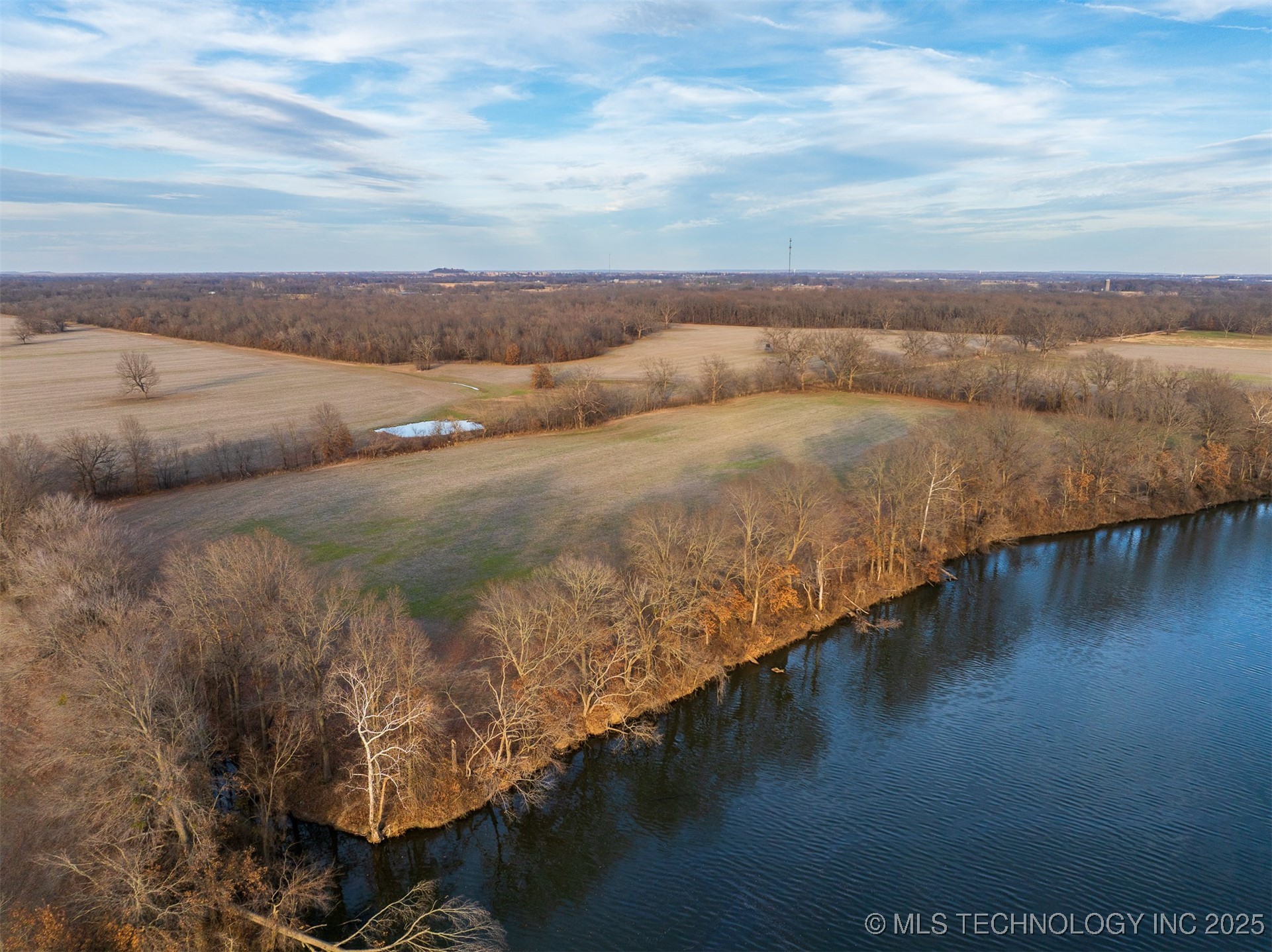 23 E 750 Road Property Photo 25