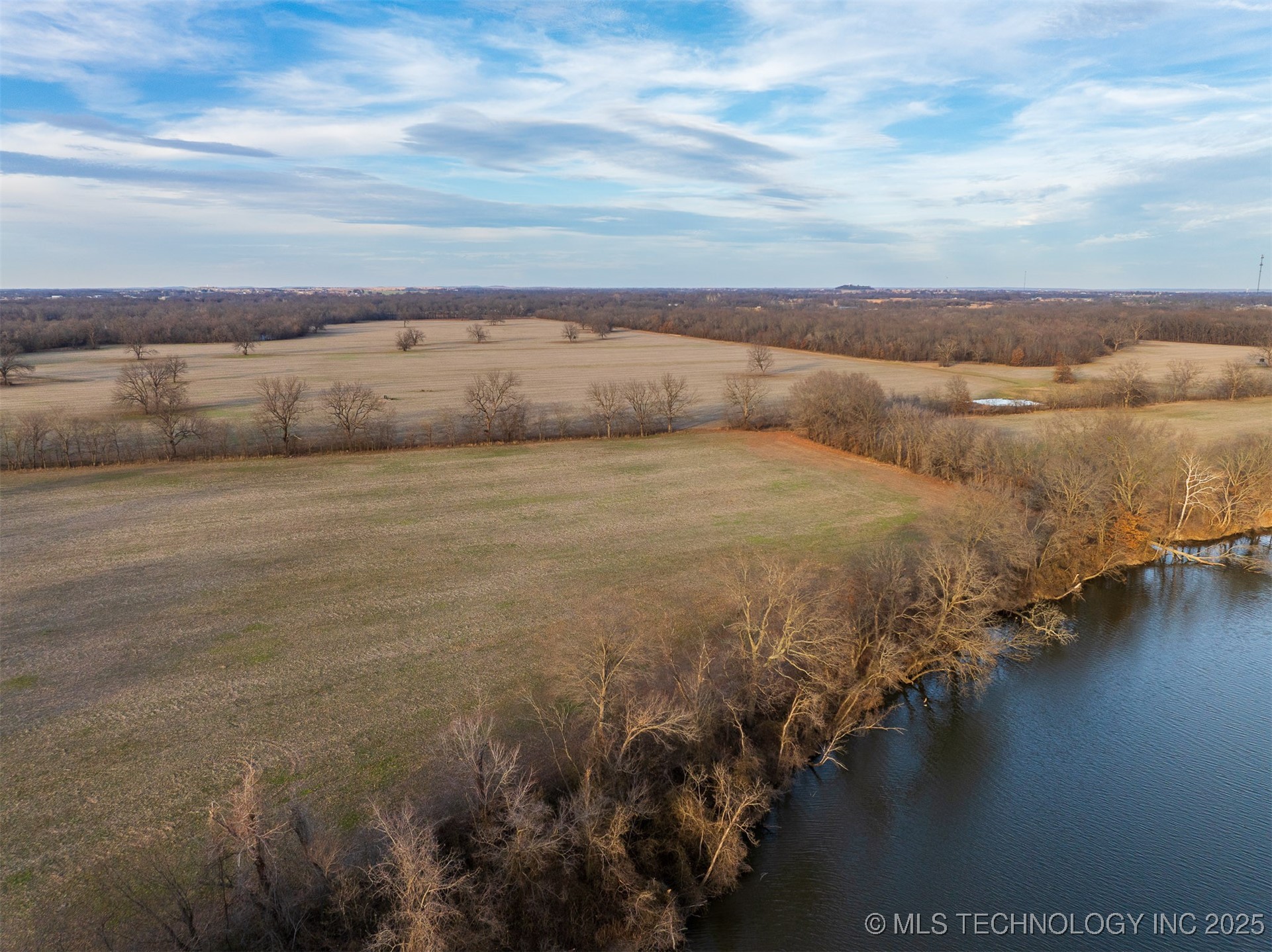 23 E 750 Road Property Photo 27