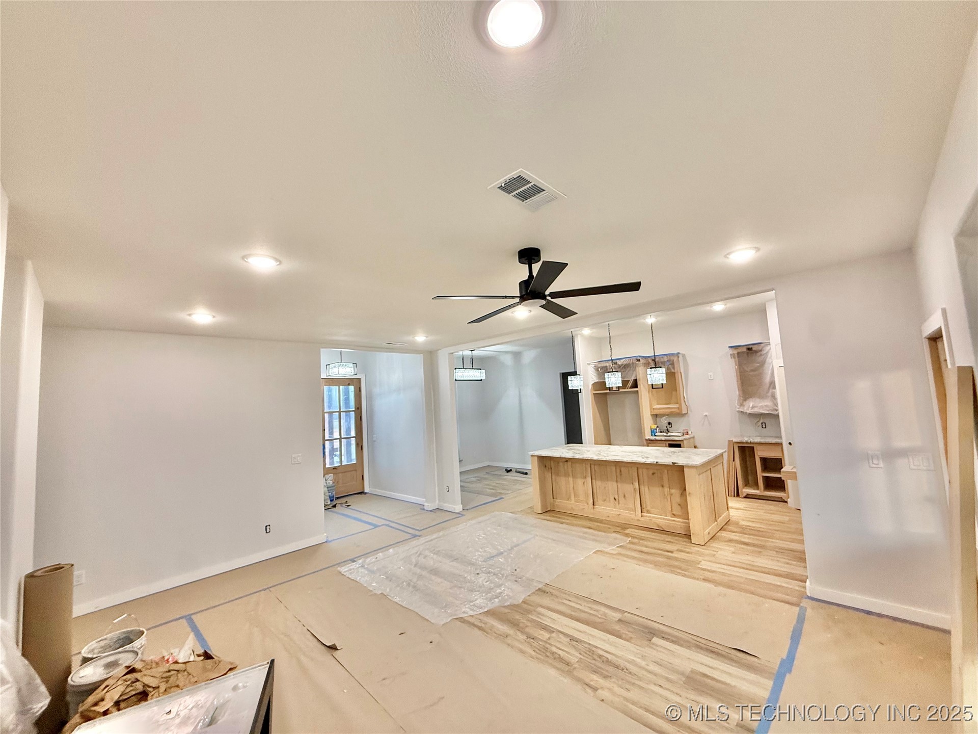 16325 Meadow View Road Property Photo 7