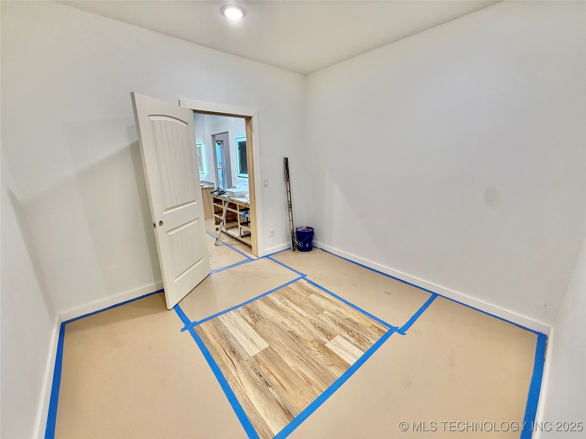 16325 Meadow View Road Property Photo 27