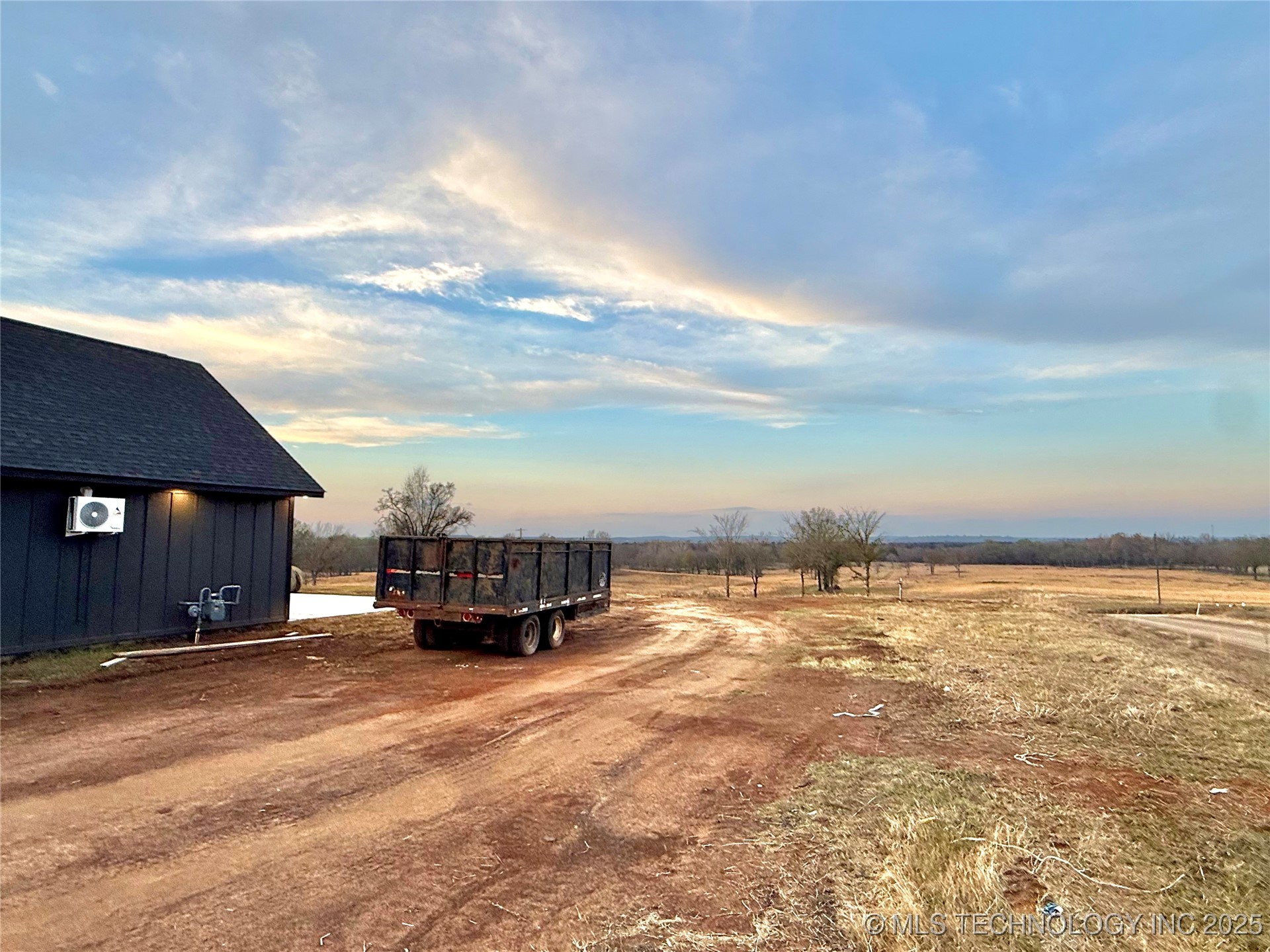 16325 Meadow View Road Property Photo 33