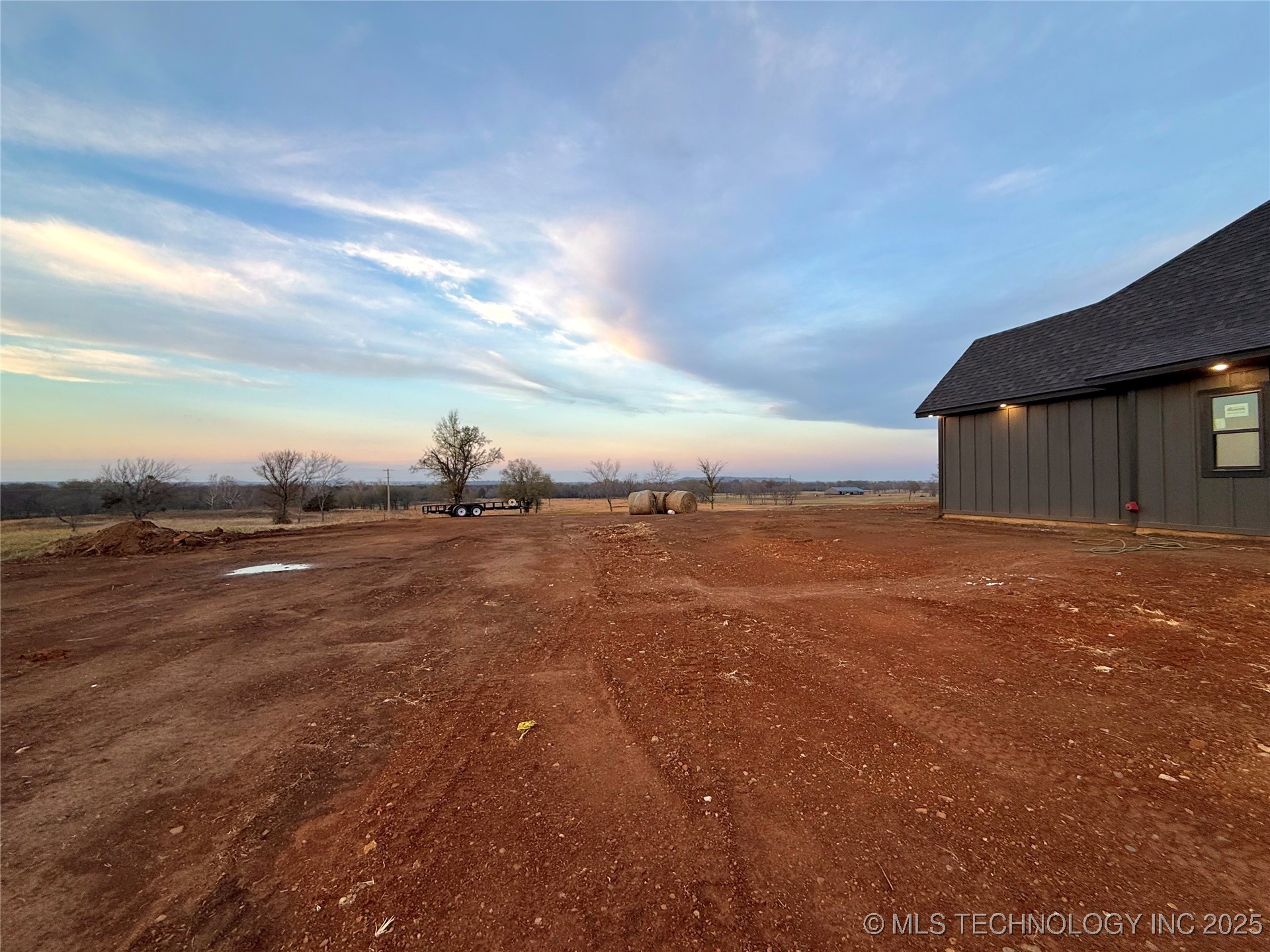 16325 Meadow View Road Property Photo 40