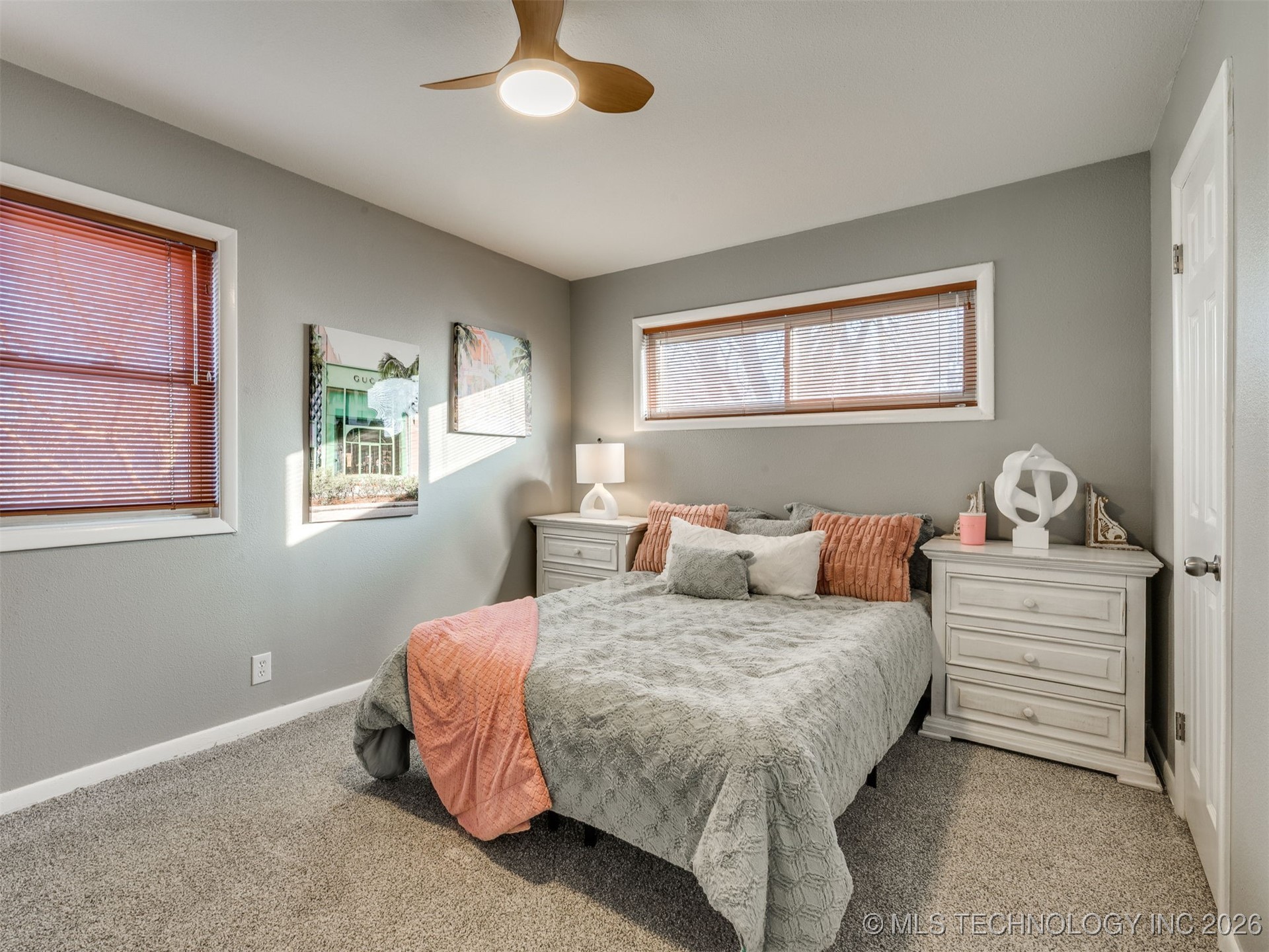 3714 E 40th Street Property Photo 33