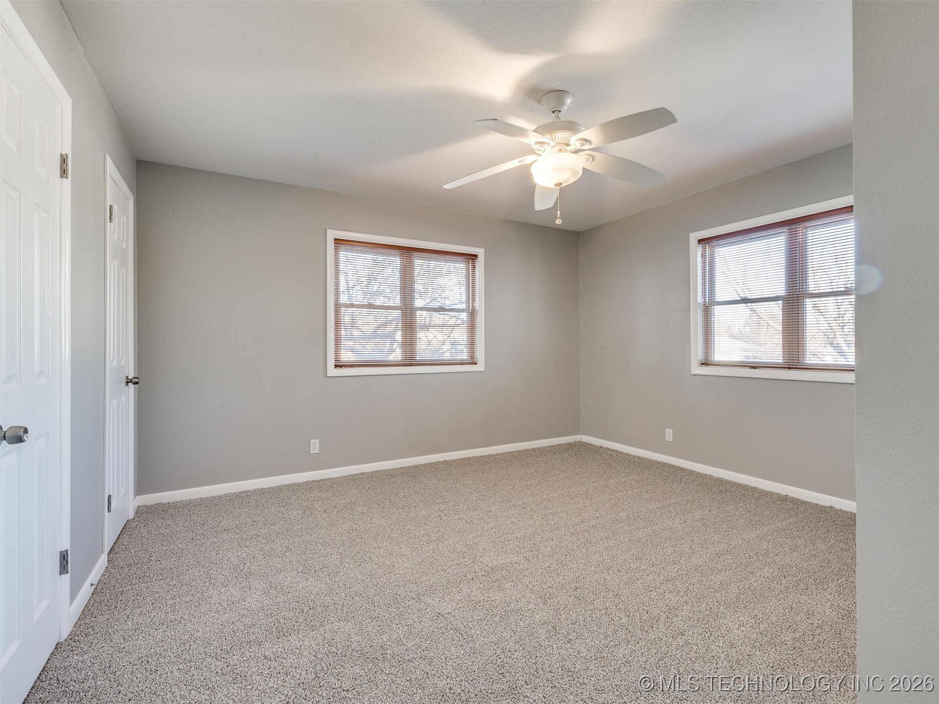 3714 E 40th Street Property Photo 40