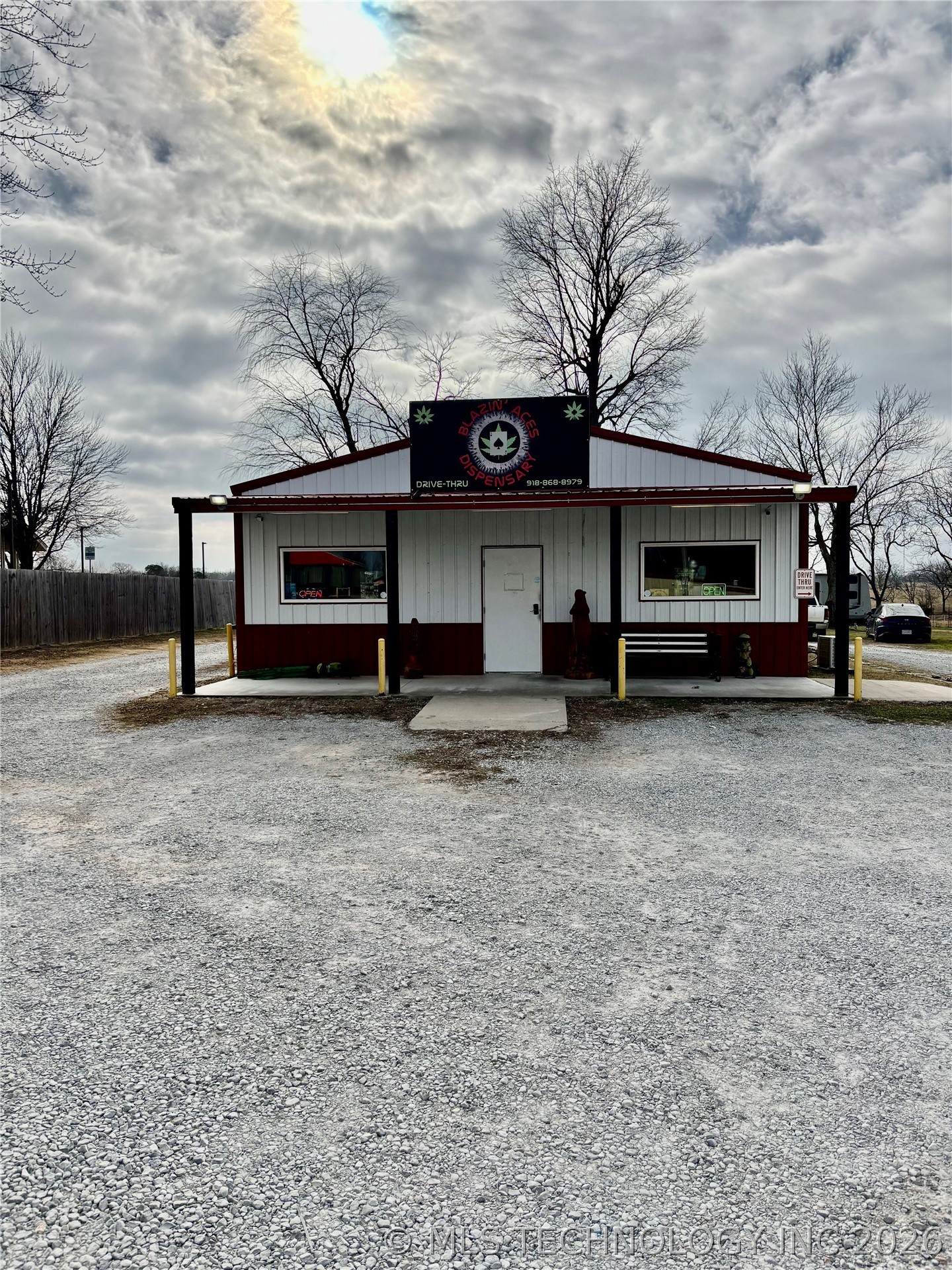 1021 E Tulsa Avenue Property Photo 1