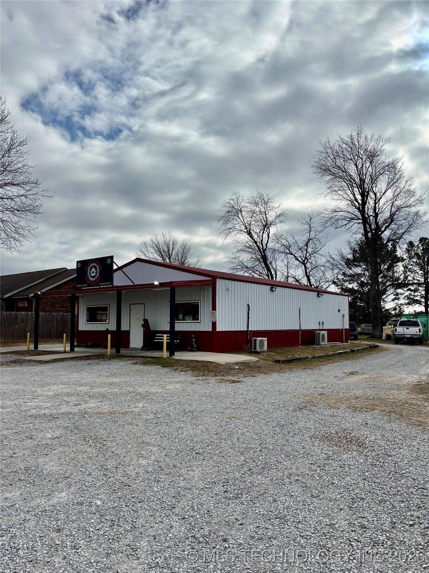 1021 E Tulsa Avenue Property Photo 3
