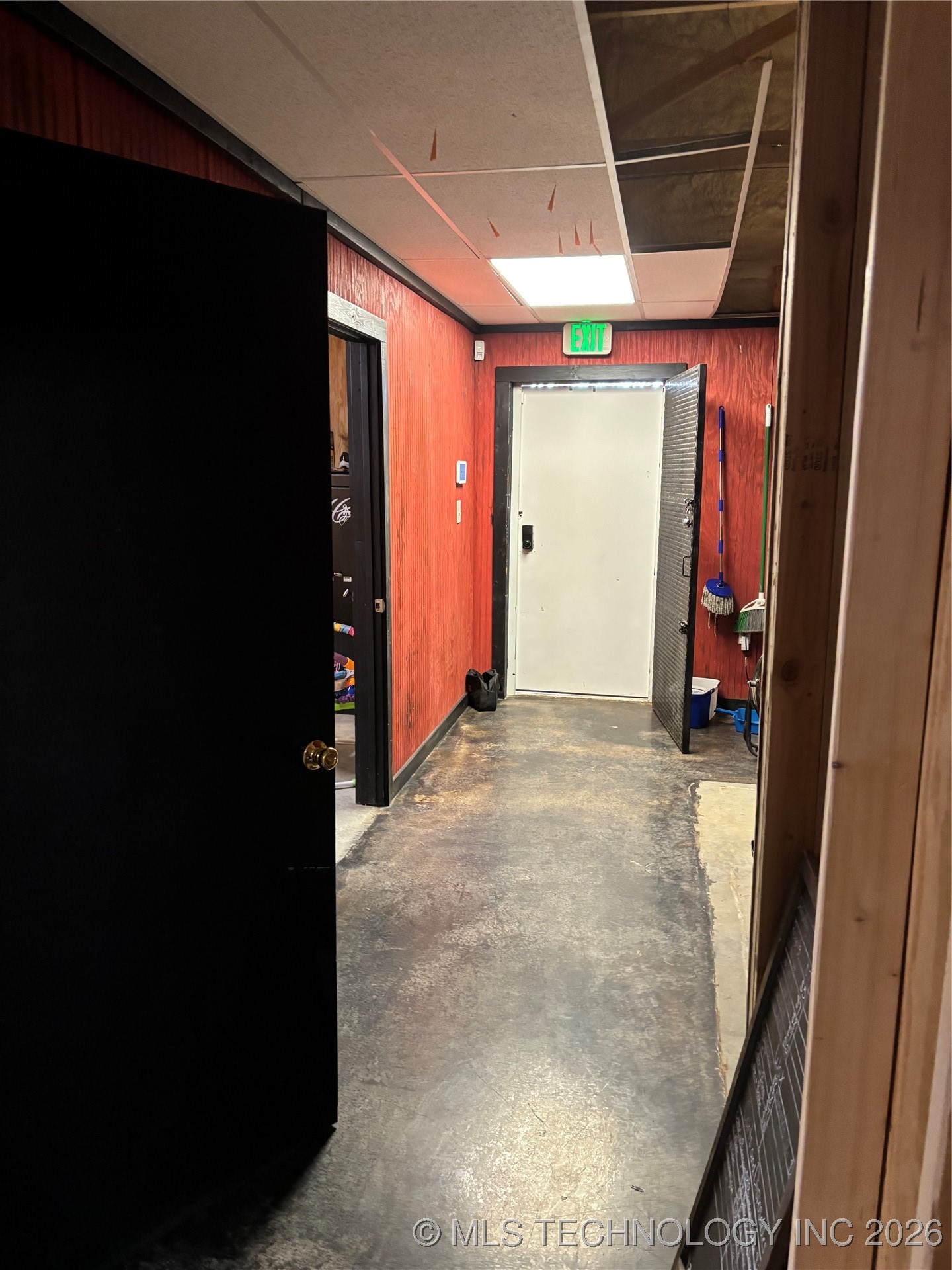 1021 E Tulsa Avenue Property Photo 13