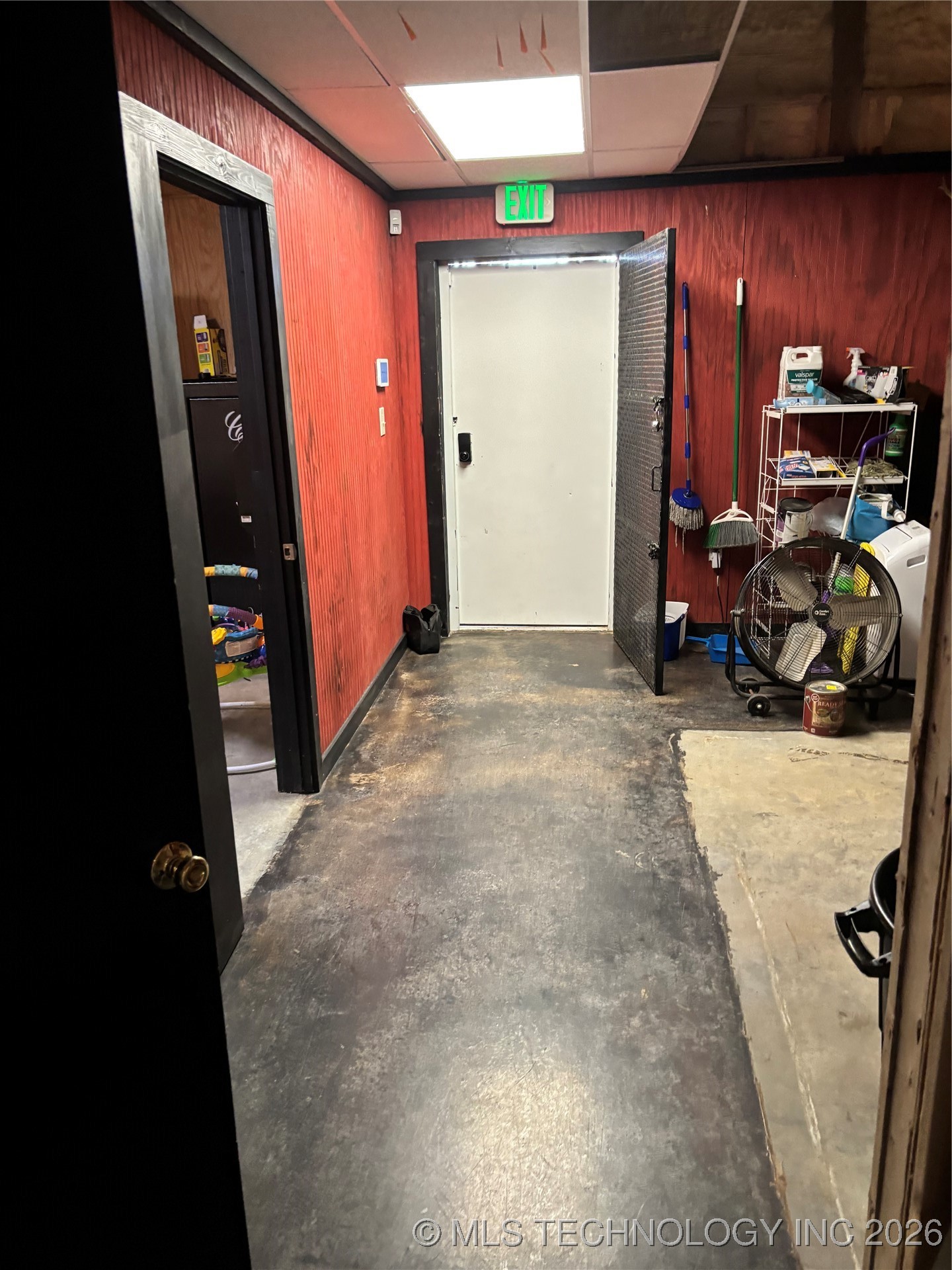 1021 E Tulsa Avenue Property Photo 18