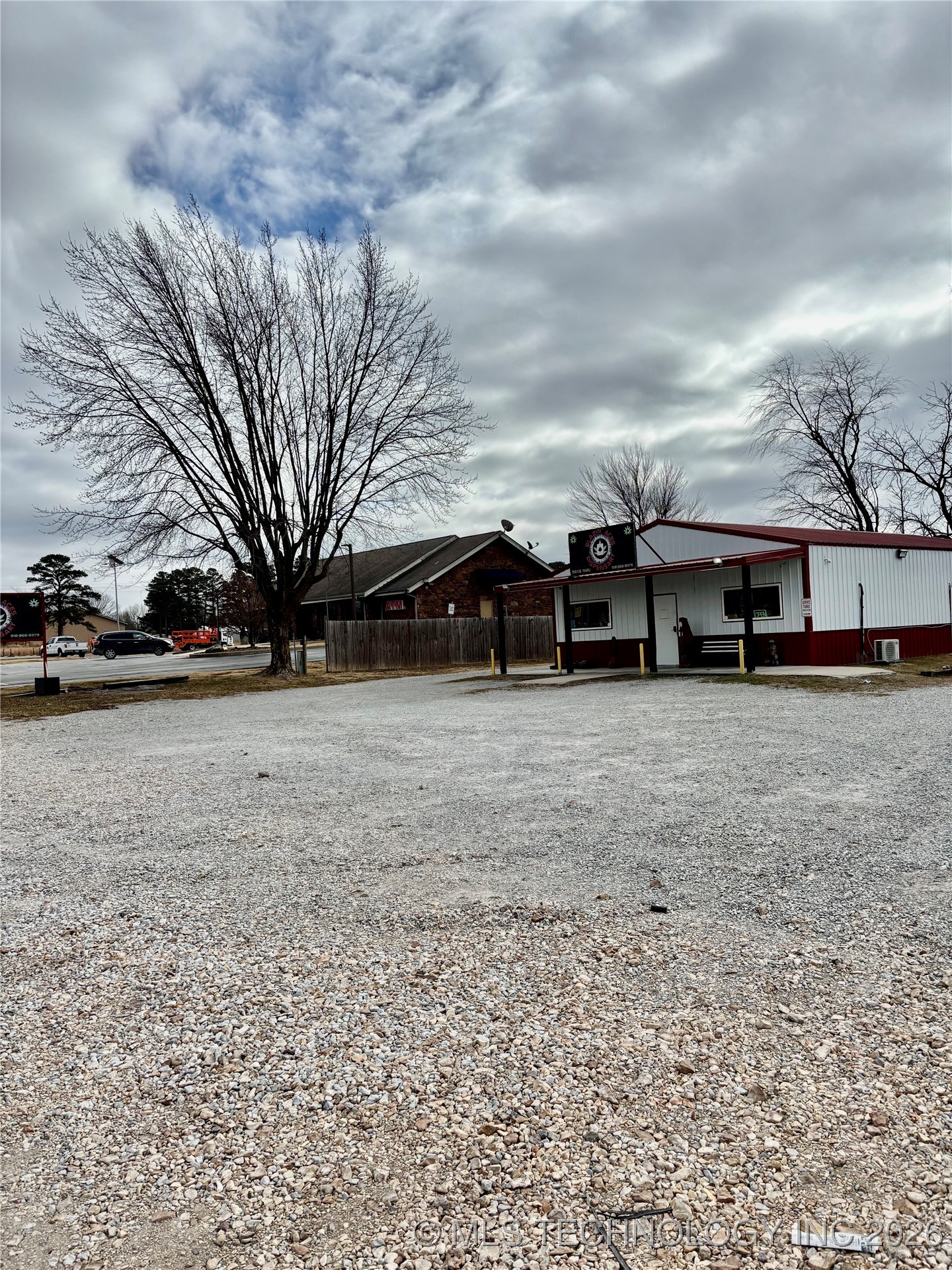 1021 E Tulsa Avenue Property Photo 22