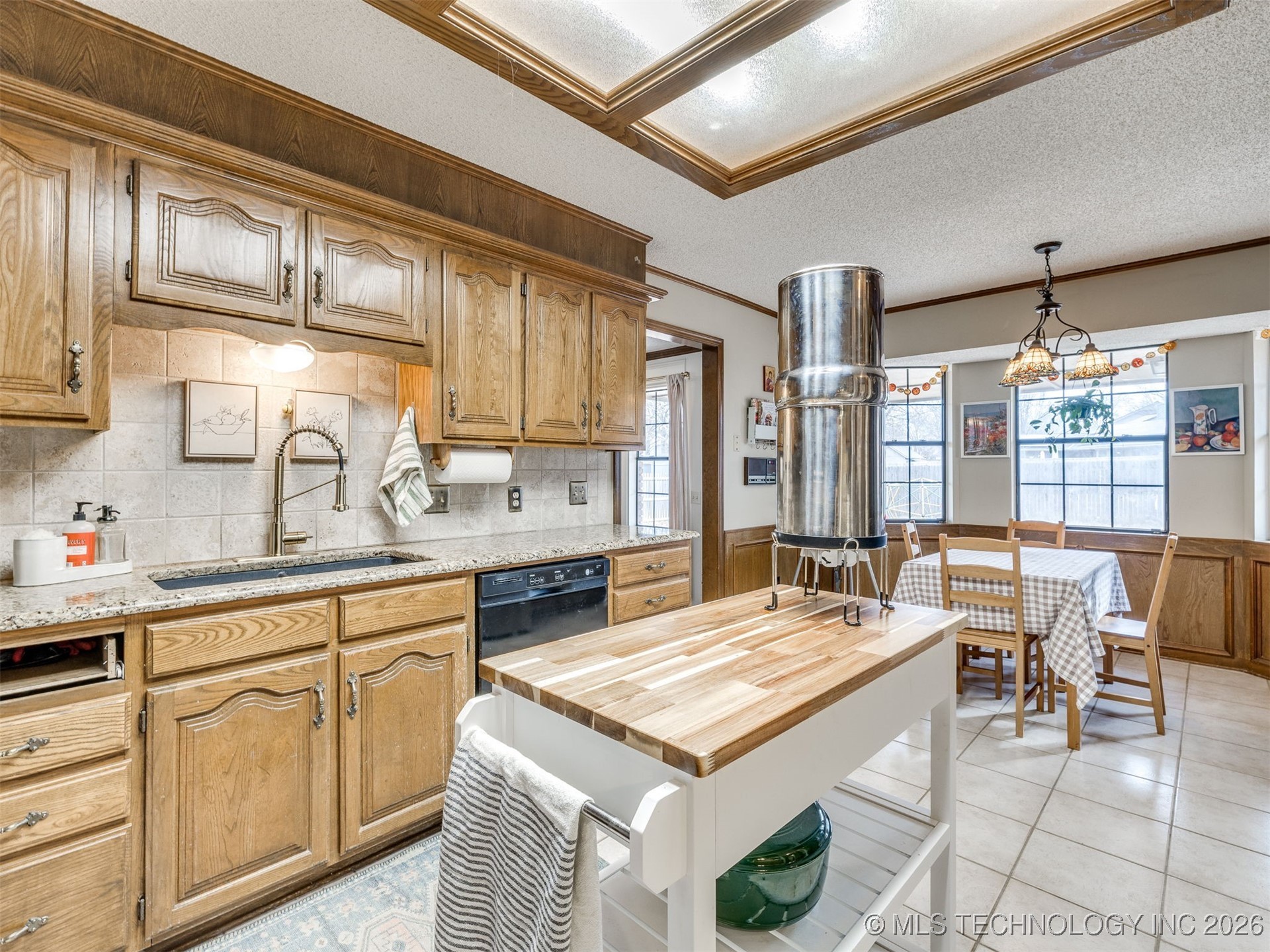 7304 E 87th Street Property Photo 8