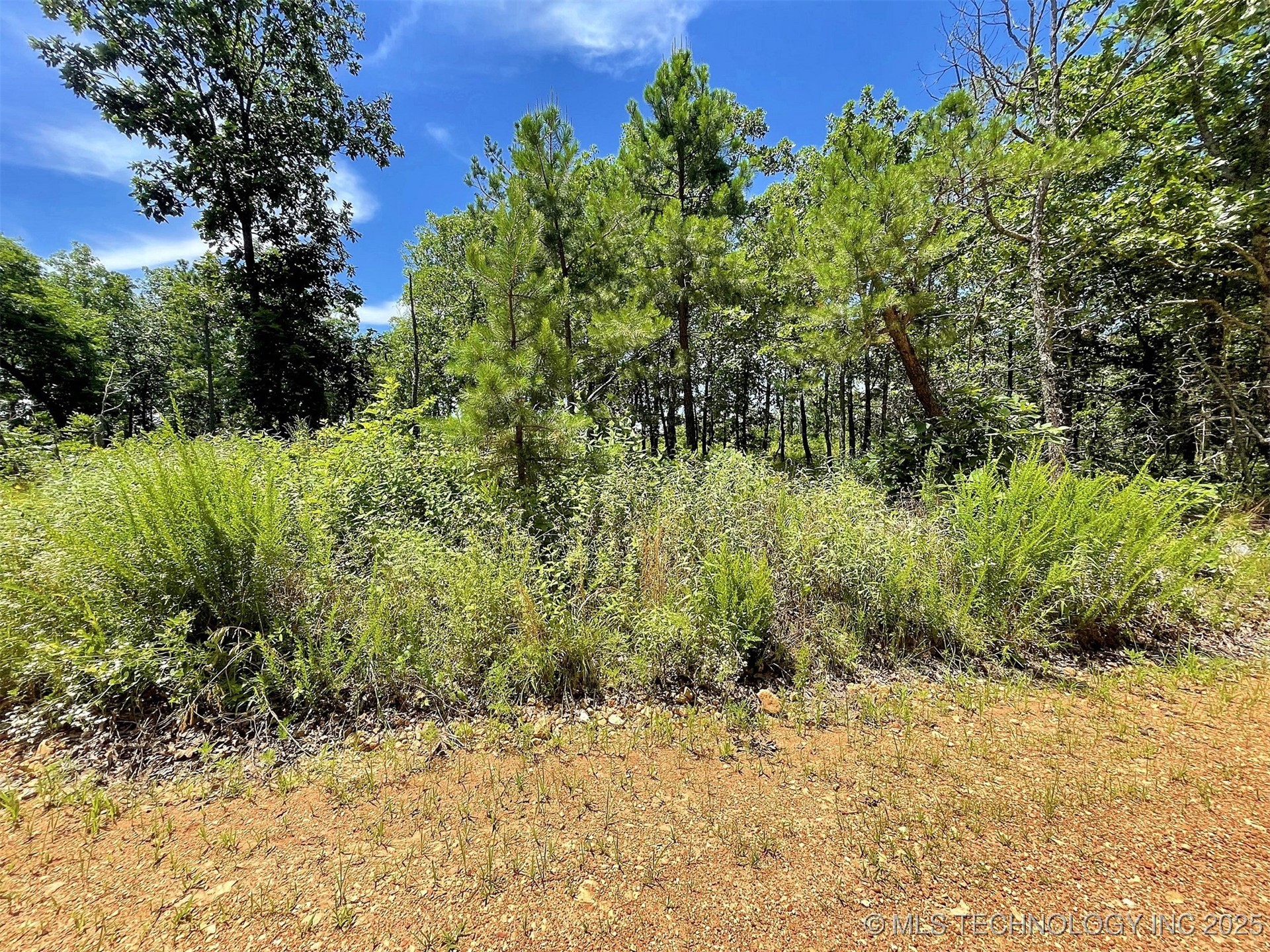 E 630 Road Property Photo 1