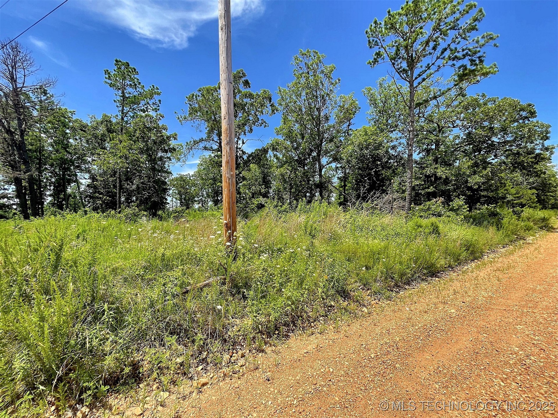 E 630 Road Property Photo 8