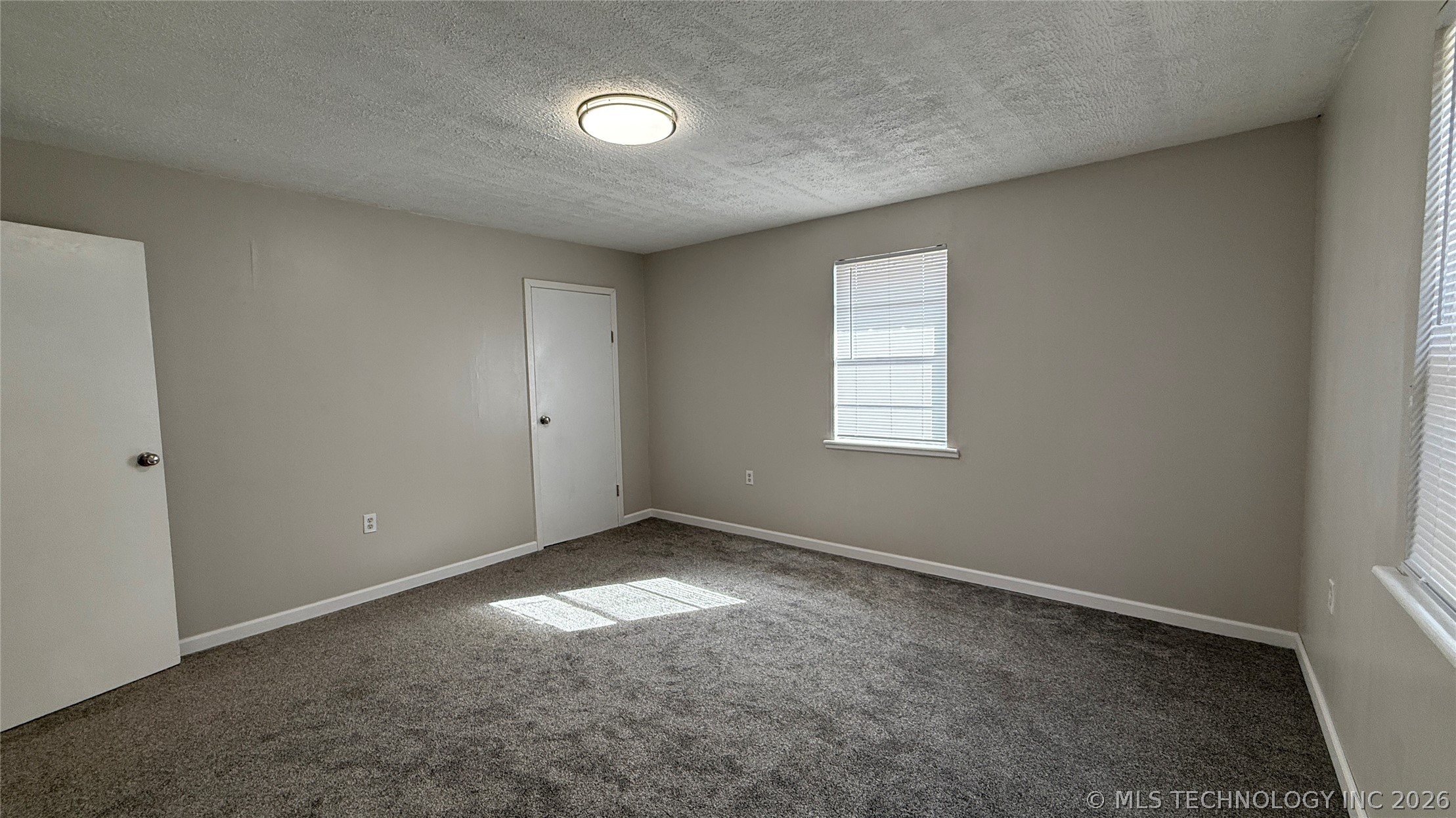 20596 E Whipperwill Road Property Photo 15