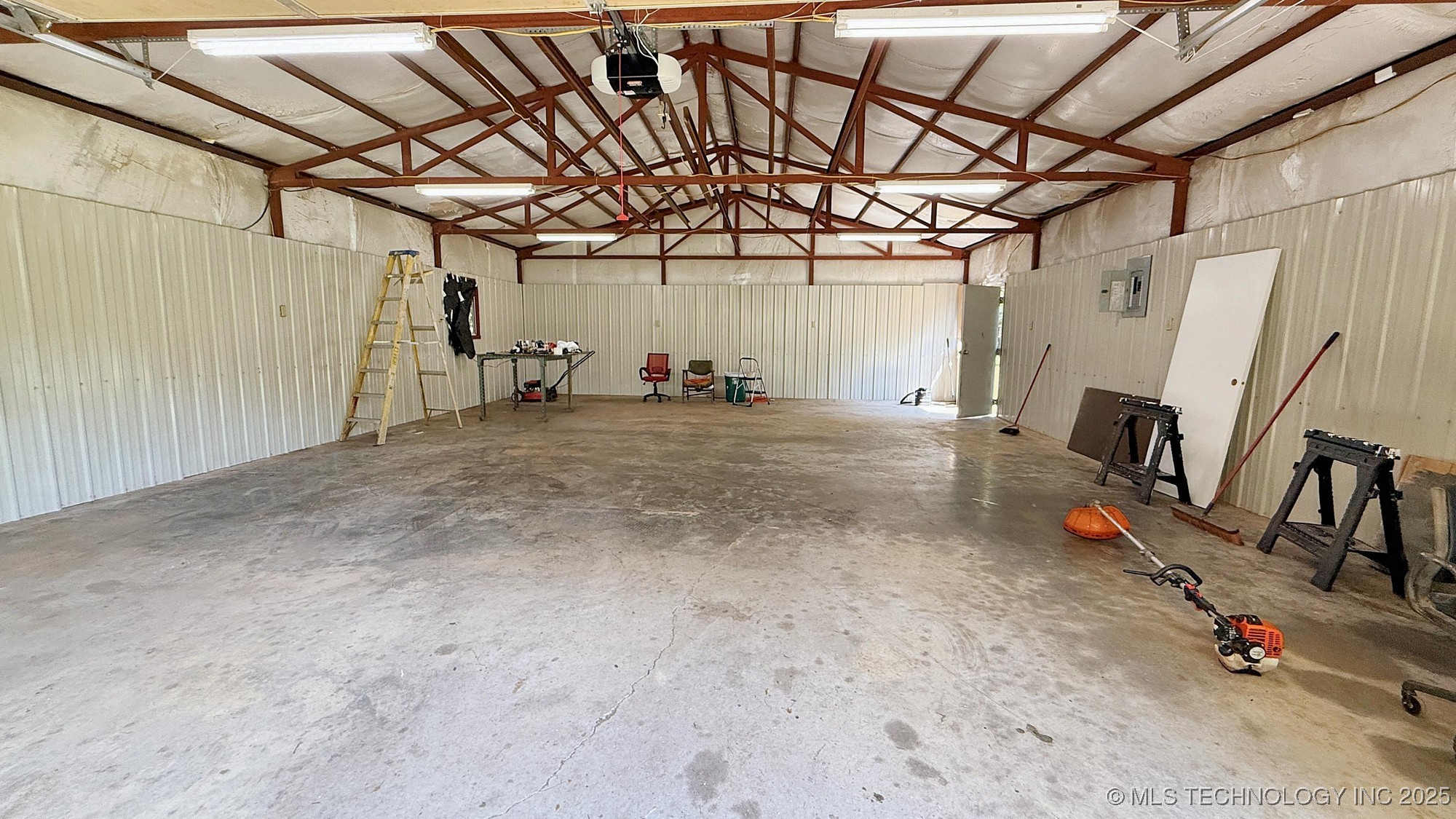 20596 E Whipperwill Road Property Photo 19