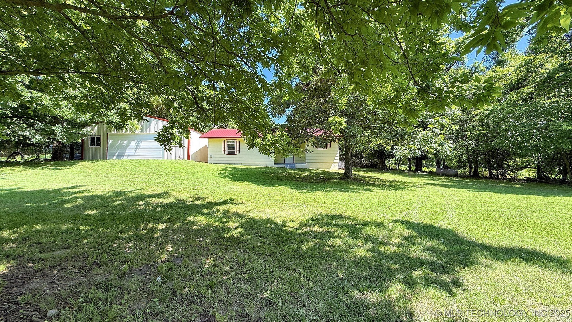 20596 E Whipperwill Road Property Photo 29