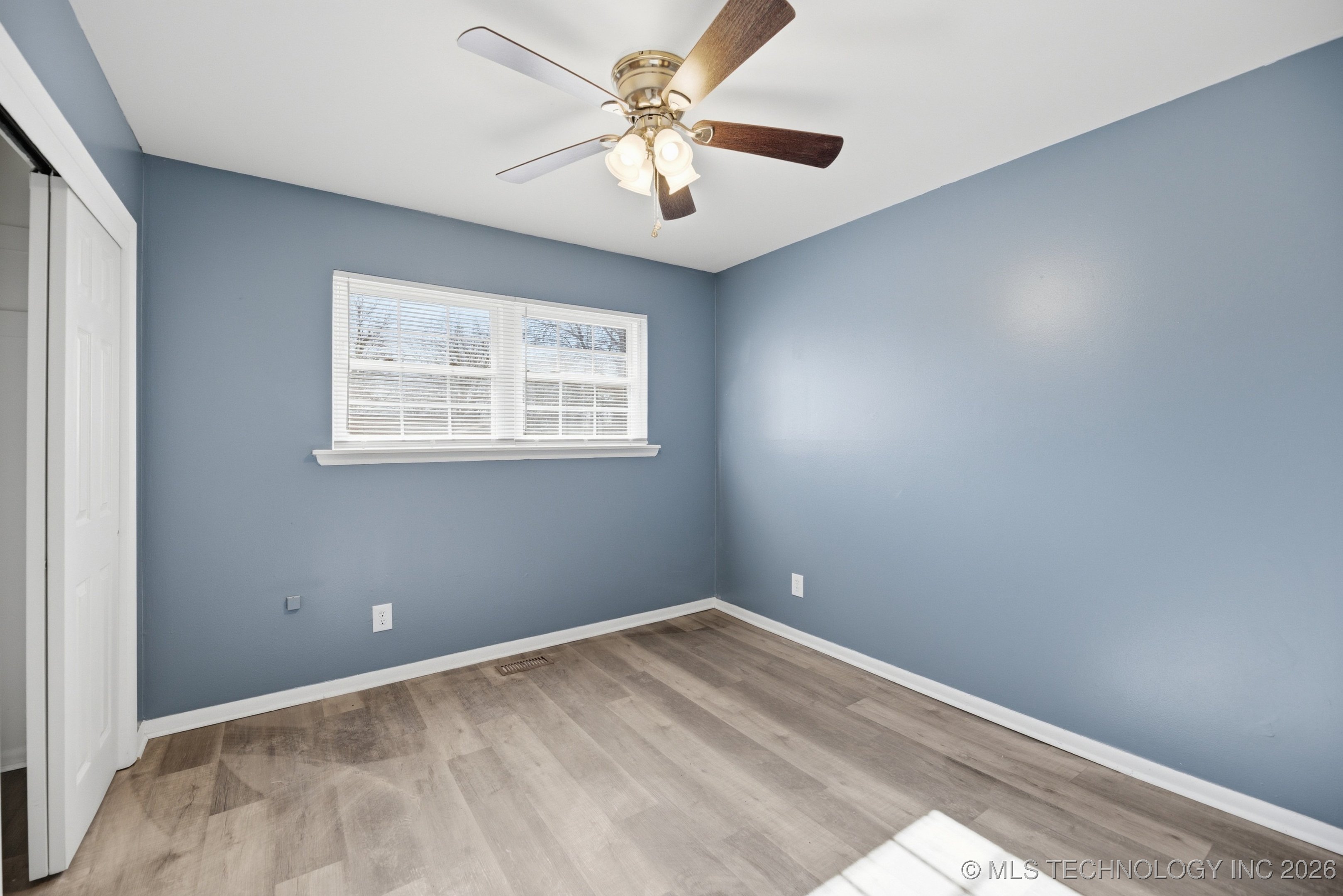 504 W Toledo Place Property Photo 16