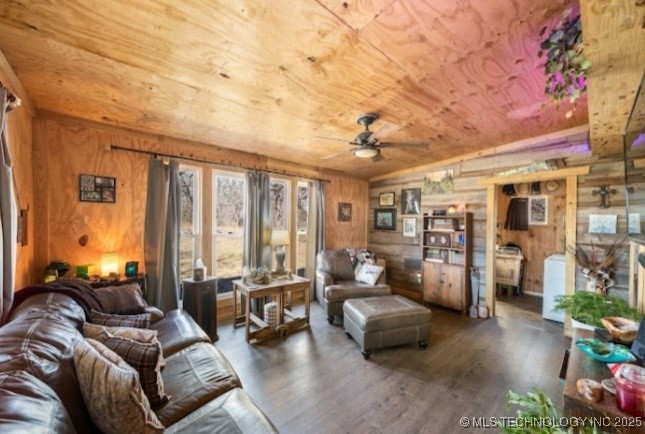 8420 S 145th West Avenue Property Photo 7