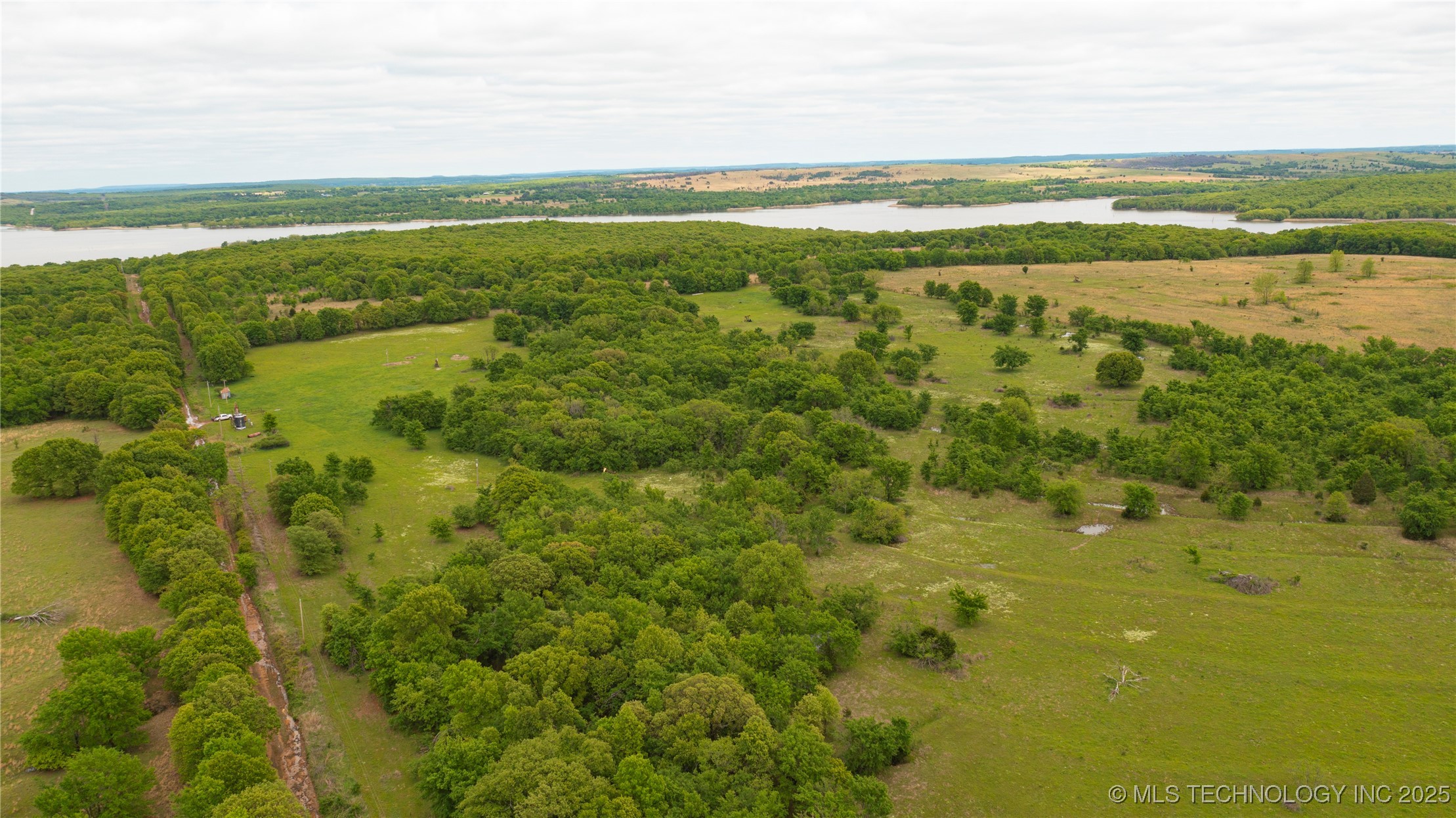 Briar Road Property Photo 4