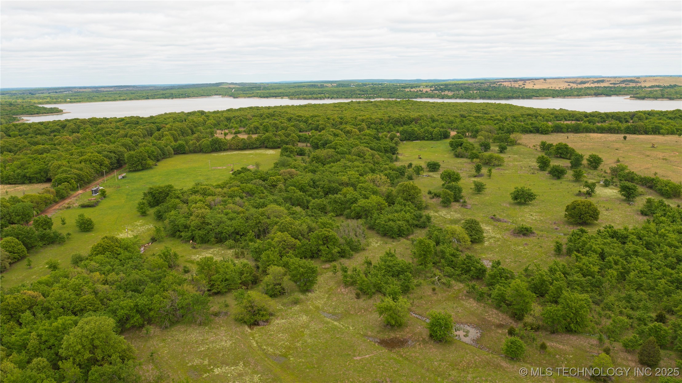 Briar Road Property Photo 5