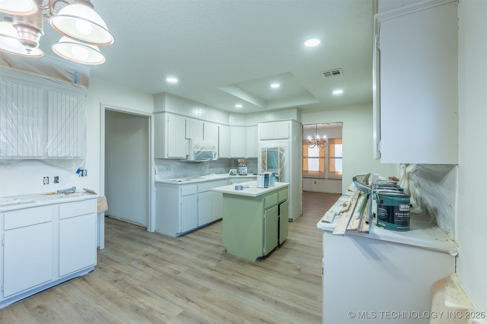 3106 S Beech Court Property Photo 9