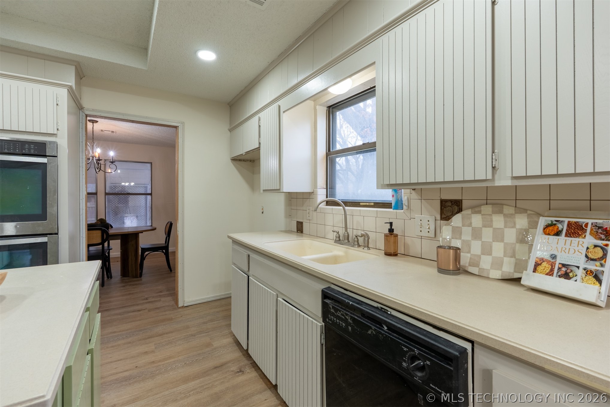 3106 S Beech Court Property Photo 10