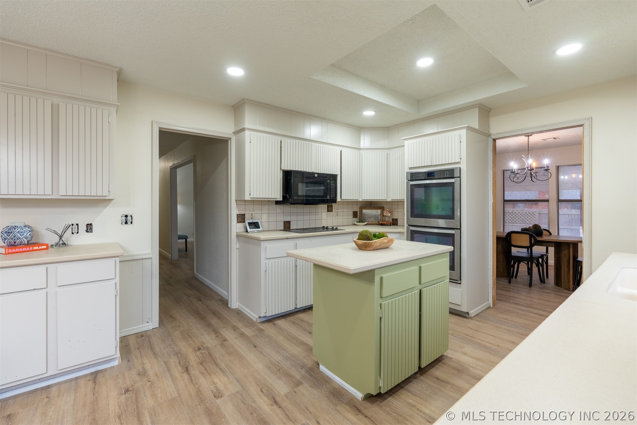 3106 S Beech Court Property Photo 12